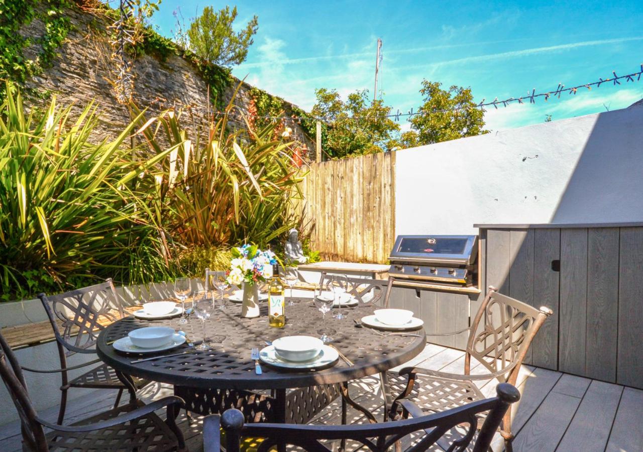 4 Bed in Padstow oc-p00718