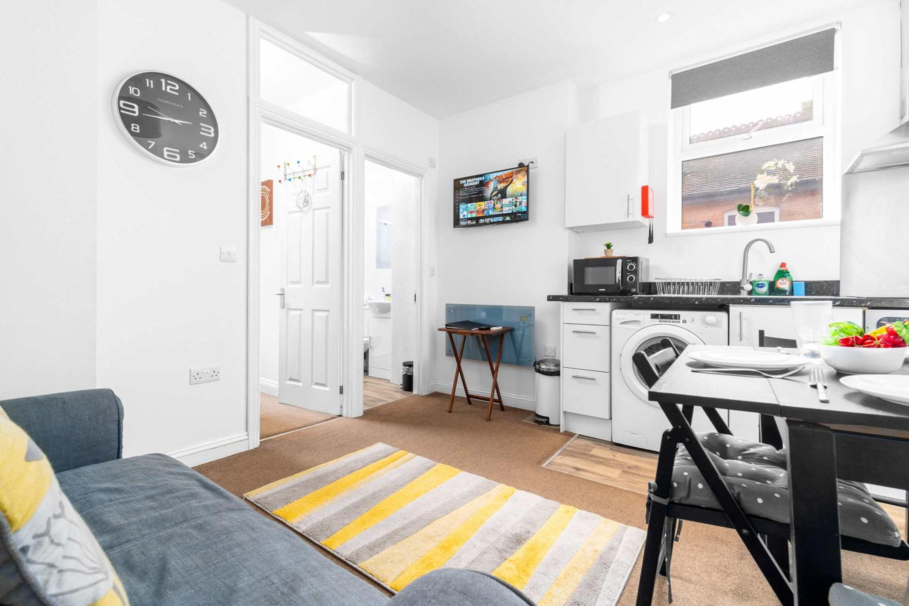 AMBER Delightful Suite Moseley Mews, Birmingham By STAE-Homes view 4