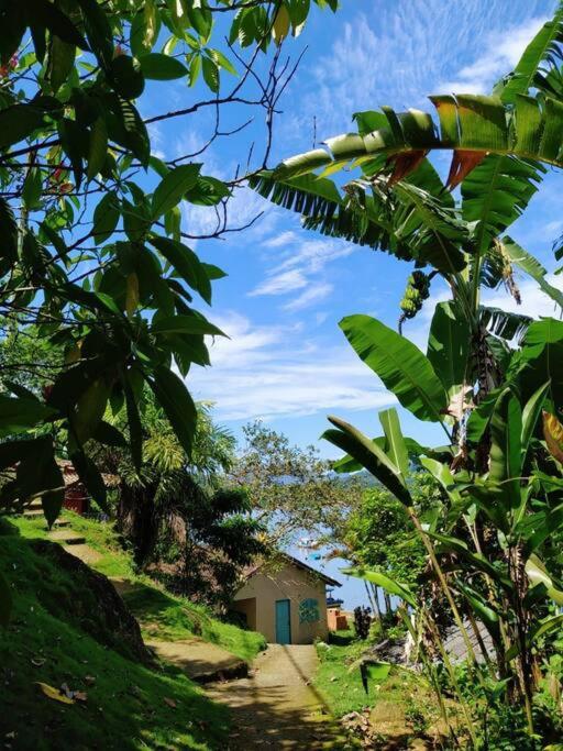 Casa completa em ilha de Paraty - Vila Caiçara