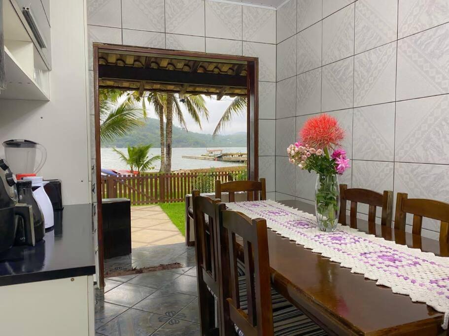 Casa completa em ilha de Paraty - Vila Caiçara