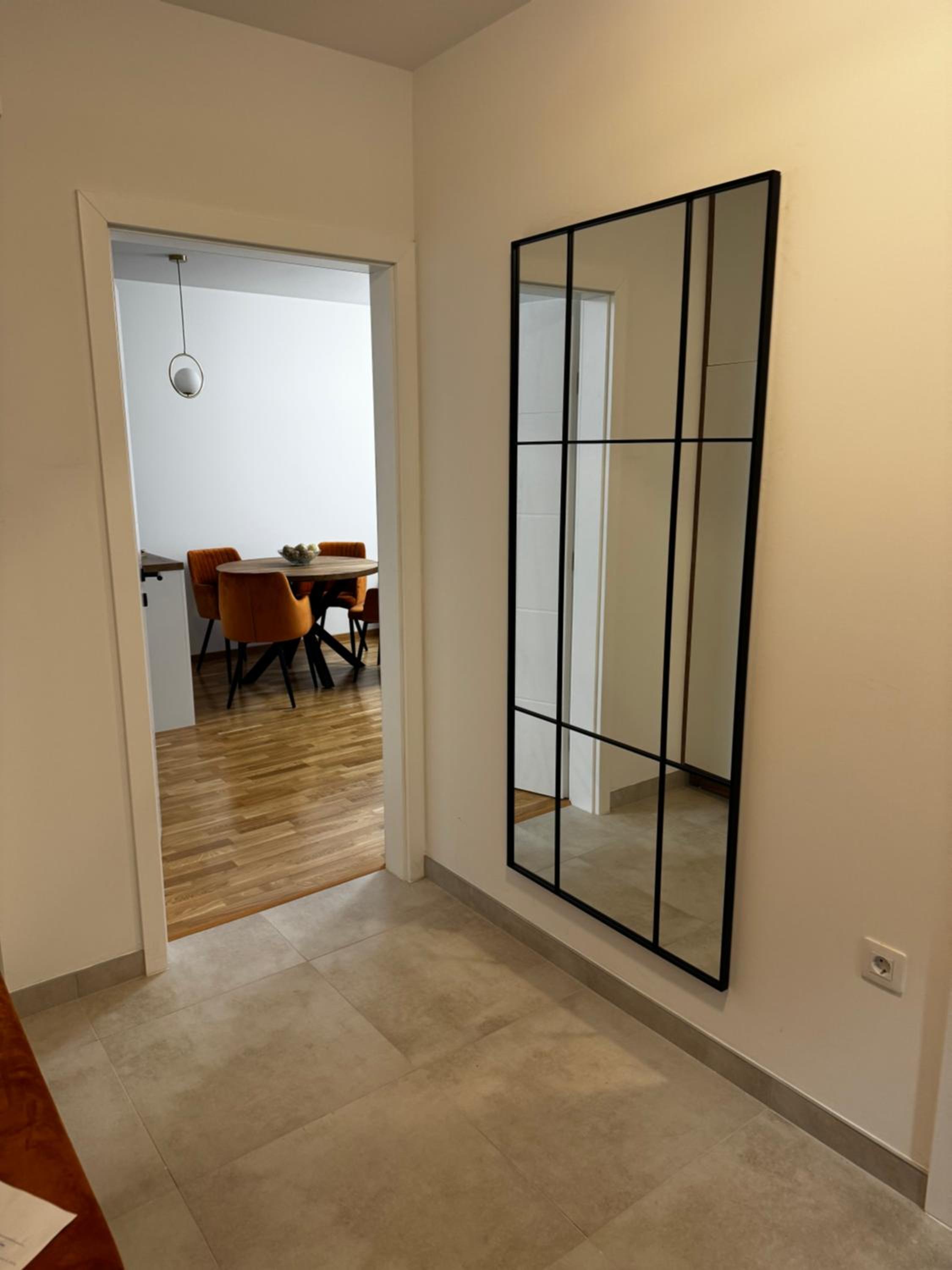 MEMS Lux Apartment 2