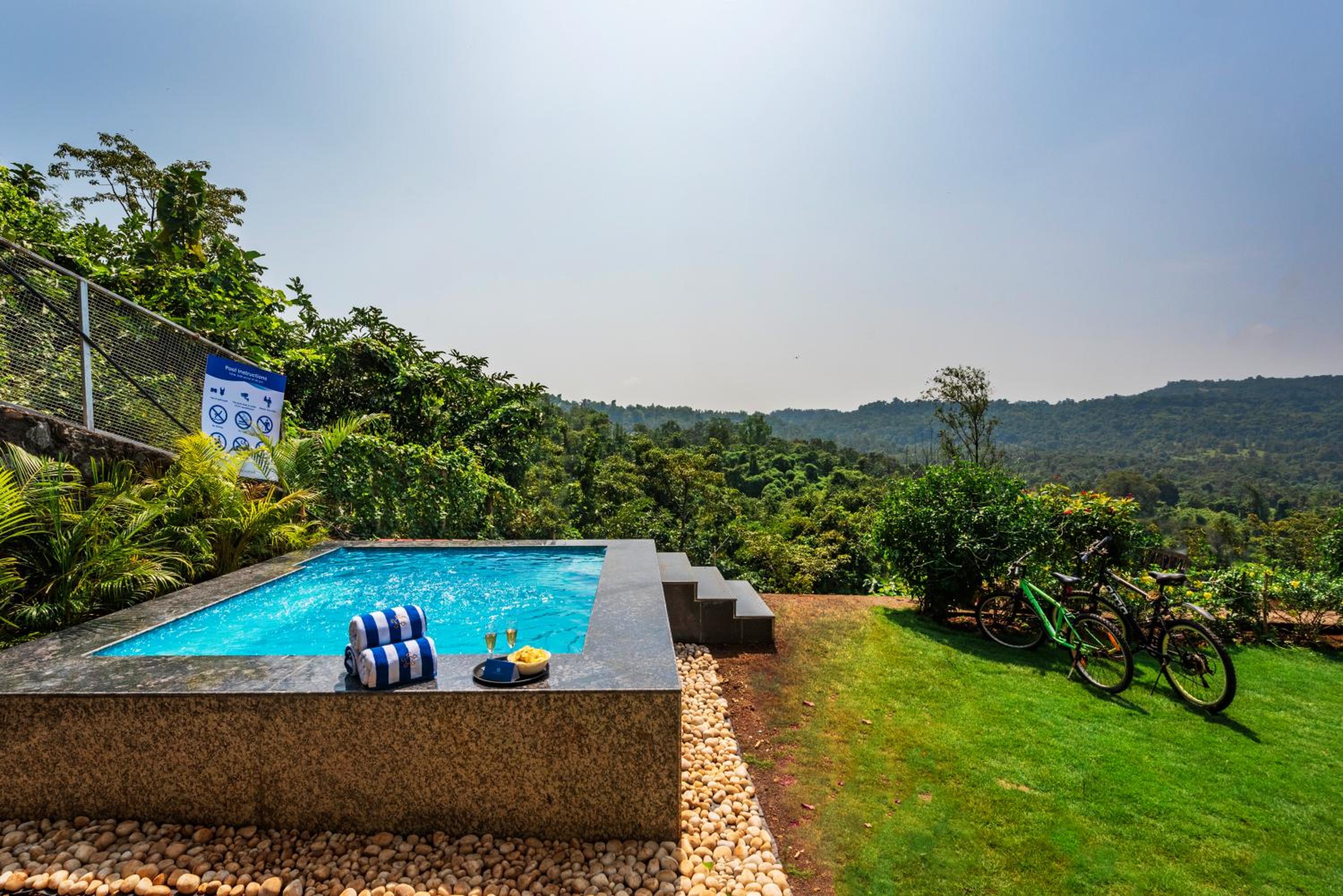 SaffronStays Whistling Winds