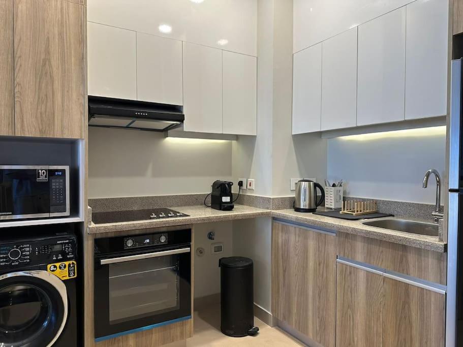 Stylish 1BR Ground With Free Pool & Lagoon Access In Gouna view 4