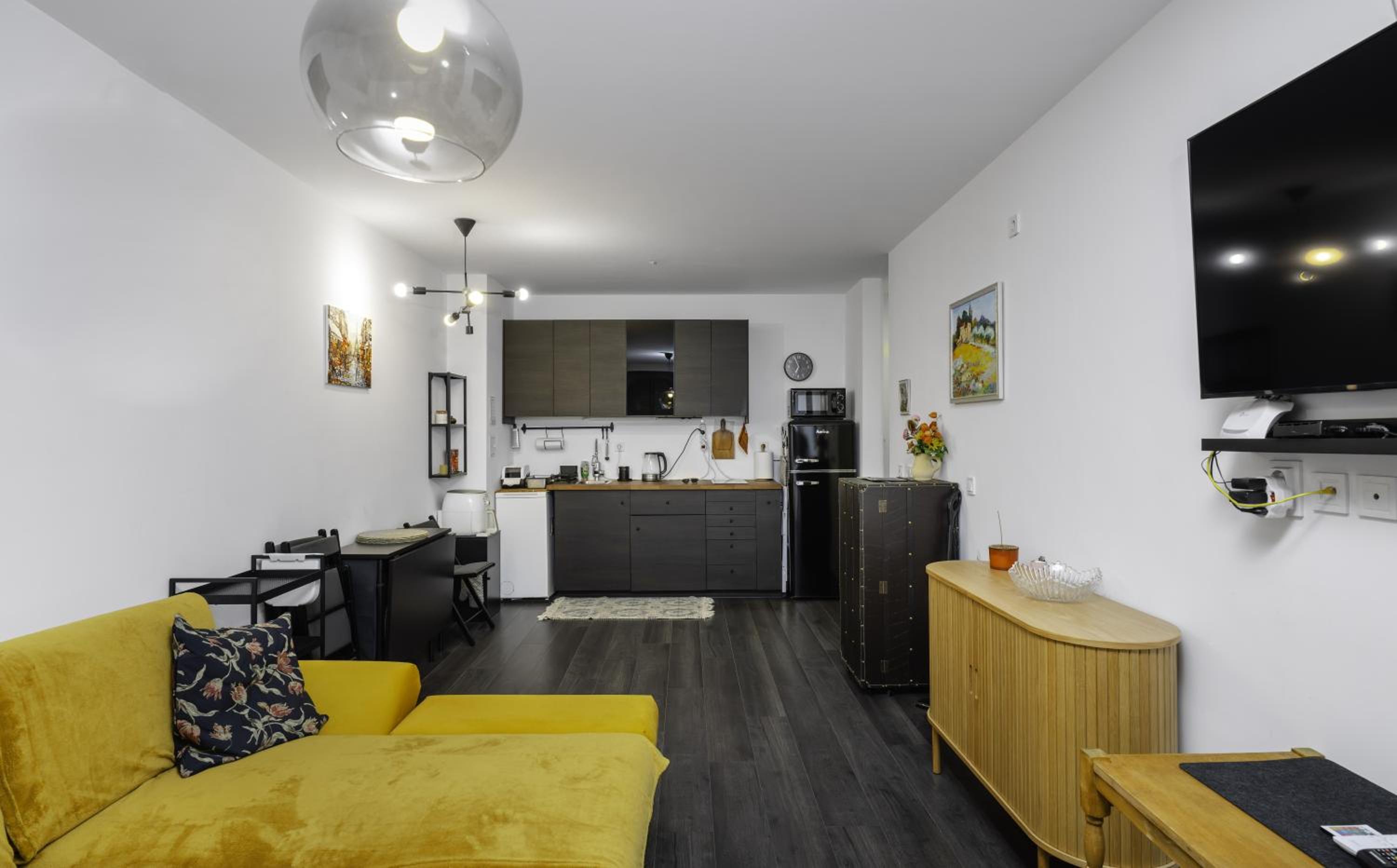 Cozy 1BD Flat Close to the City Center by Flat Mаnager