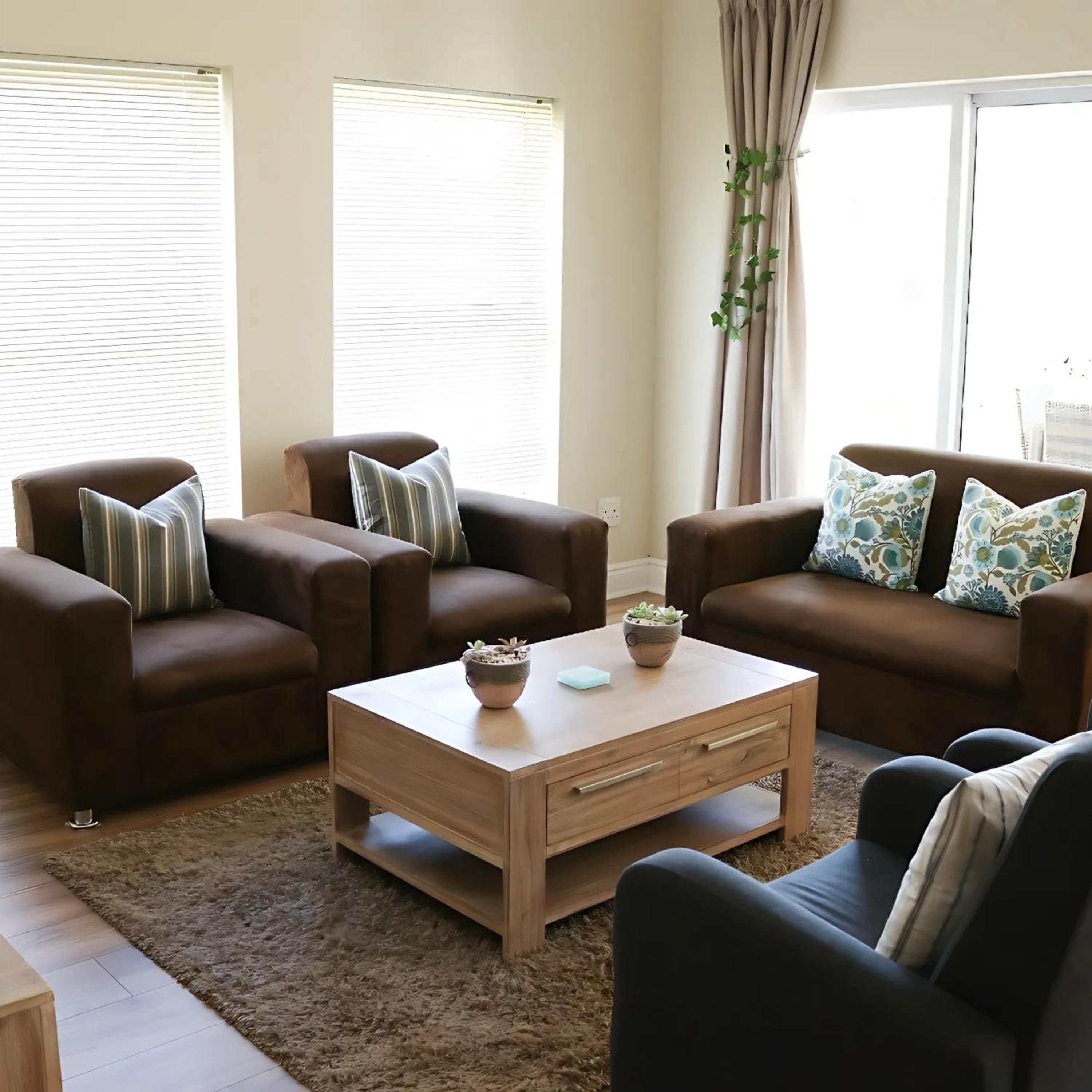 Manor One Kingswood Golf Estate view 4