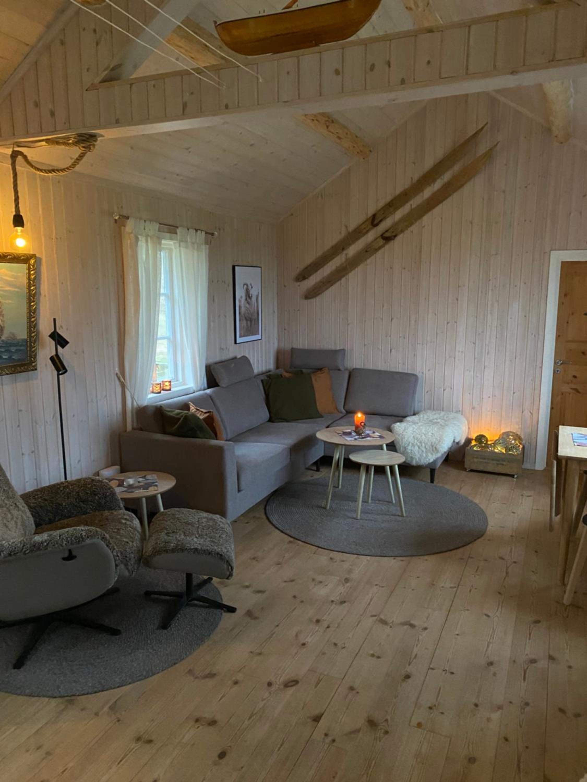 Unstad cabin with seaview