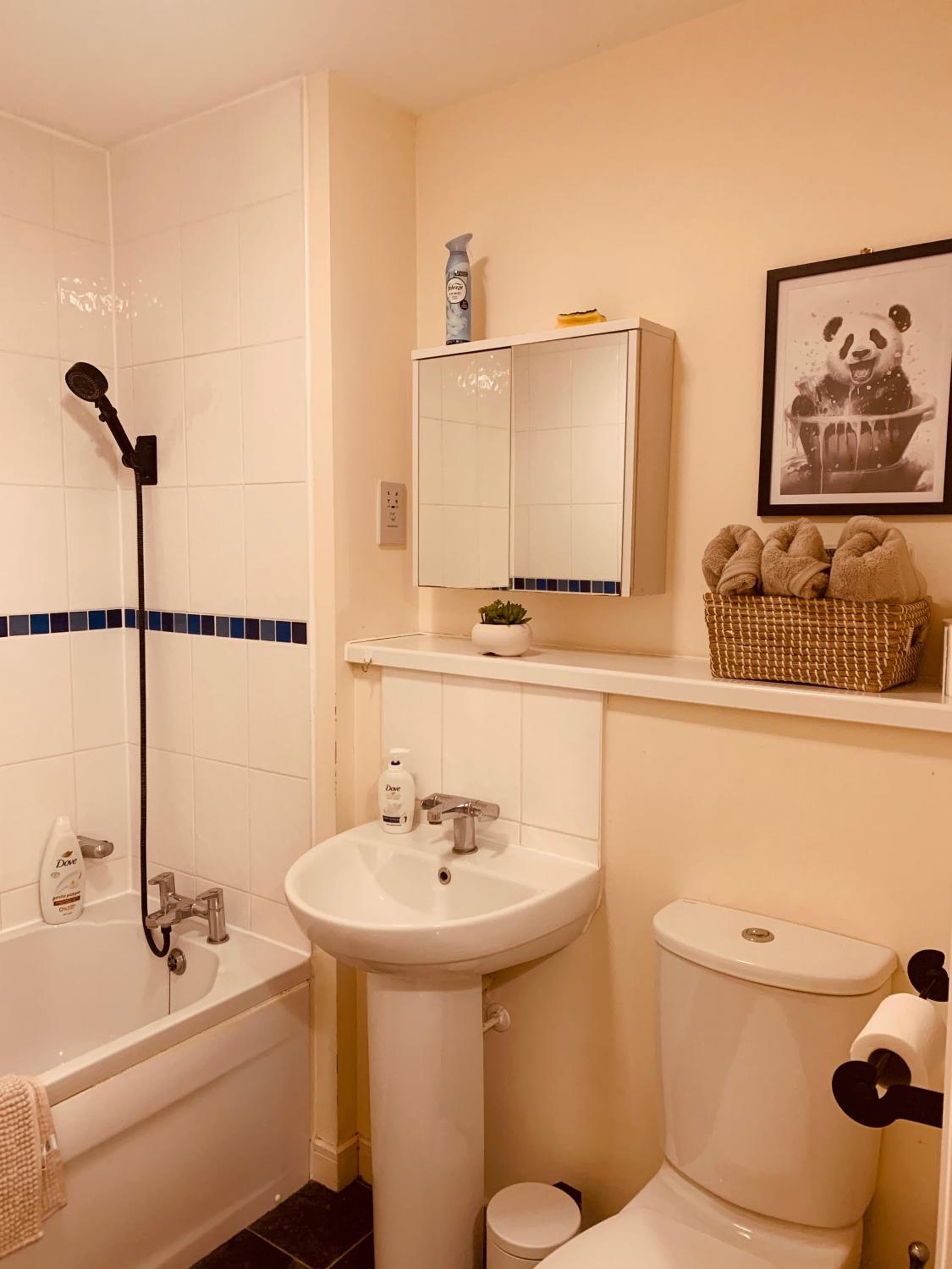 Bromley Stylish Modern Escape 2 Bed Apartment