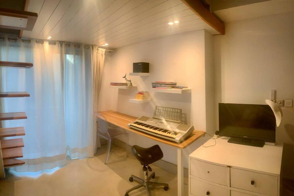 Photo 6