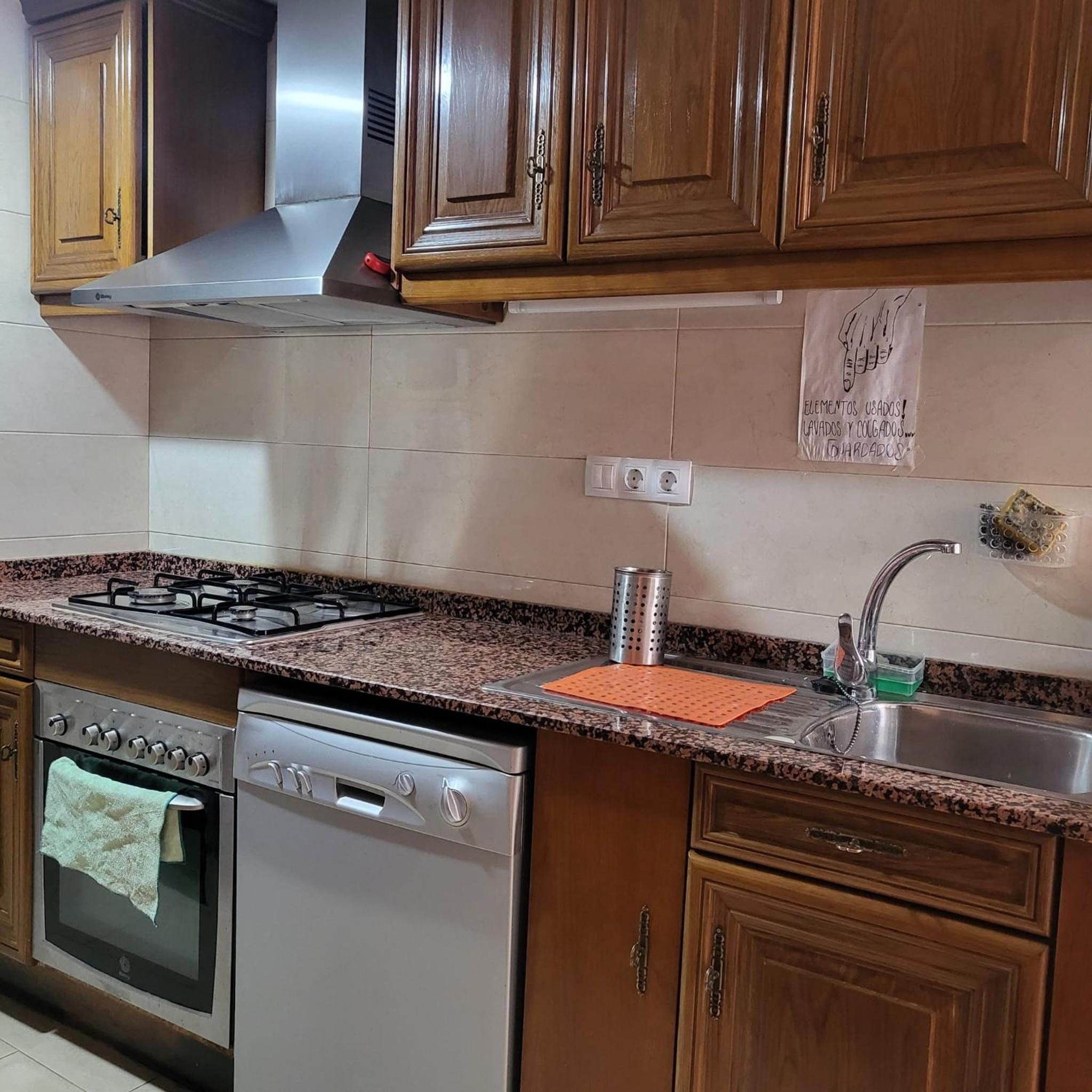 Habitación en centro de Alicante