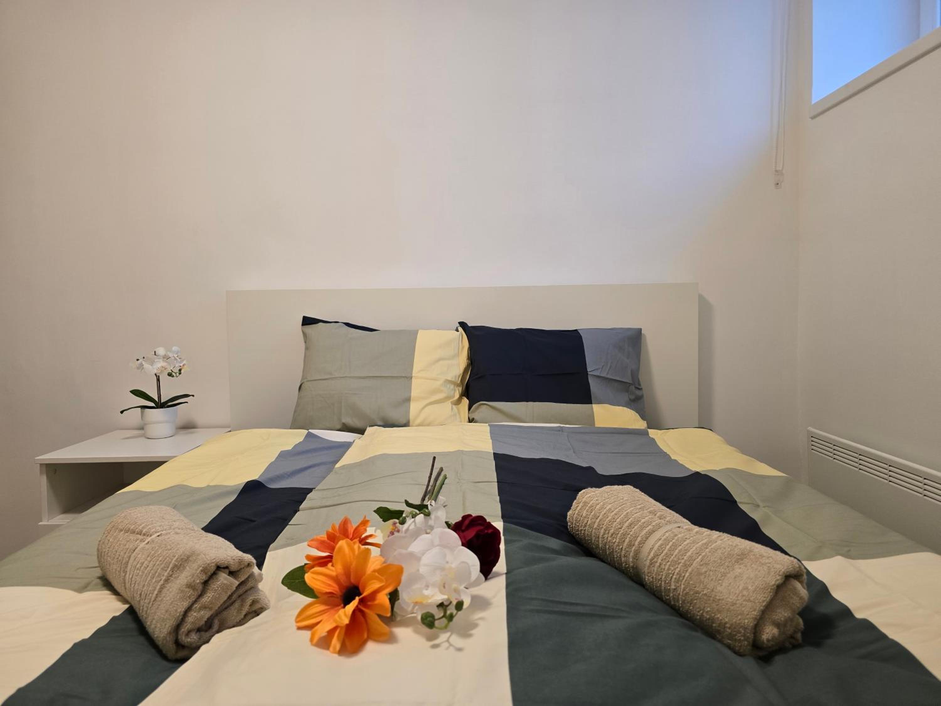 Metropolitan Tranquility 2BR Terrace near Metro