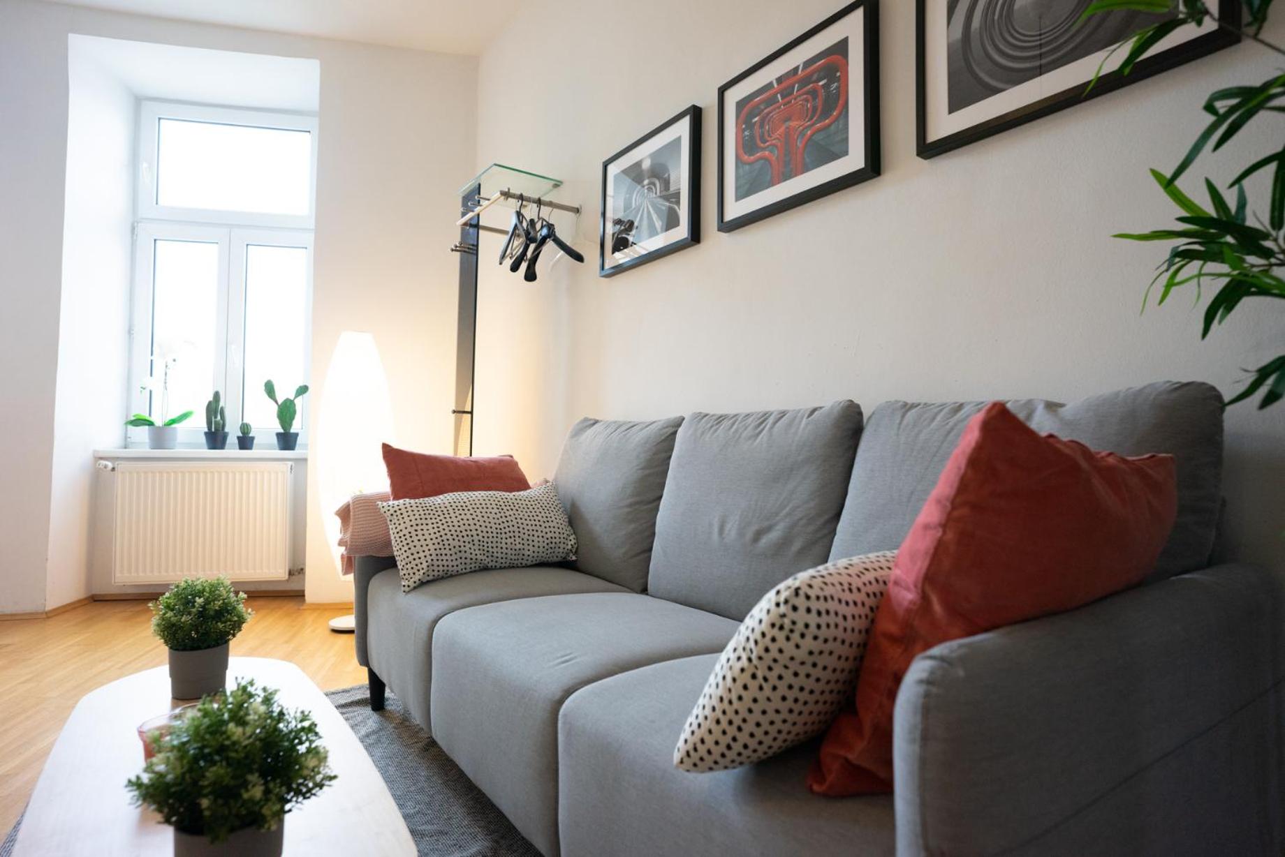 Modern 3 Bedroom Apartment in City Center