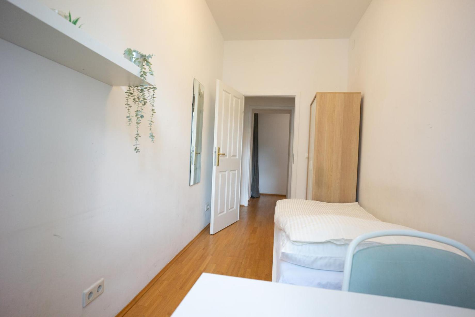 Modern 3 Bedroom Apartment in City Center