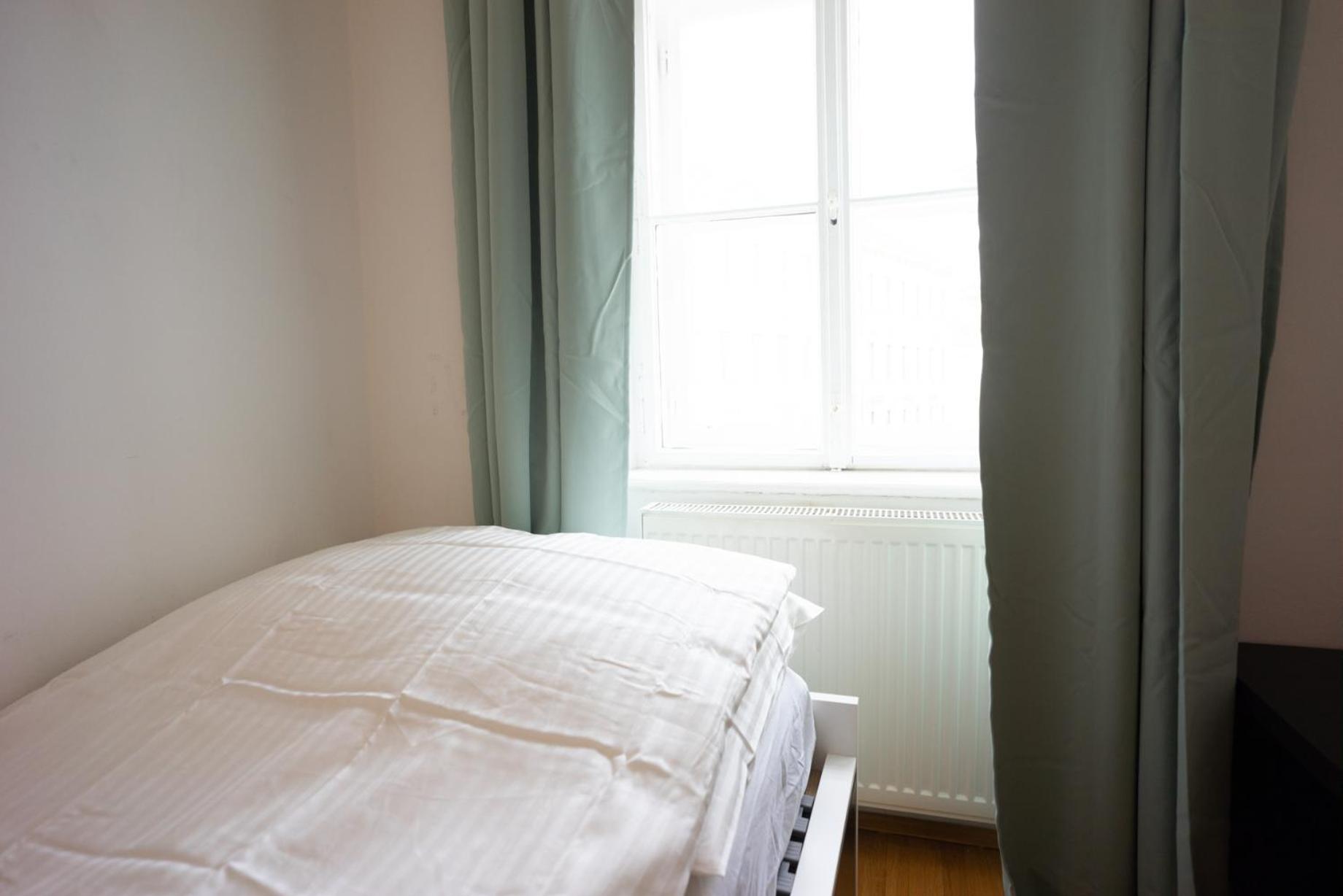 Modern 3 Bedroom Apartment in City Center