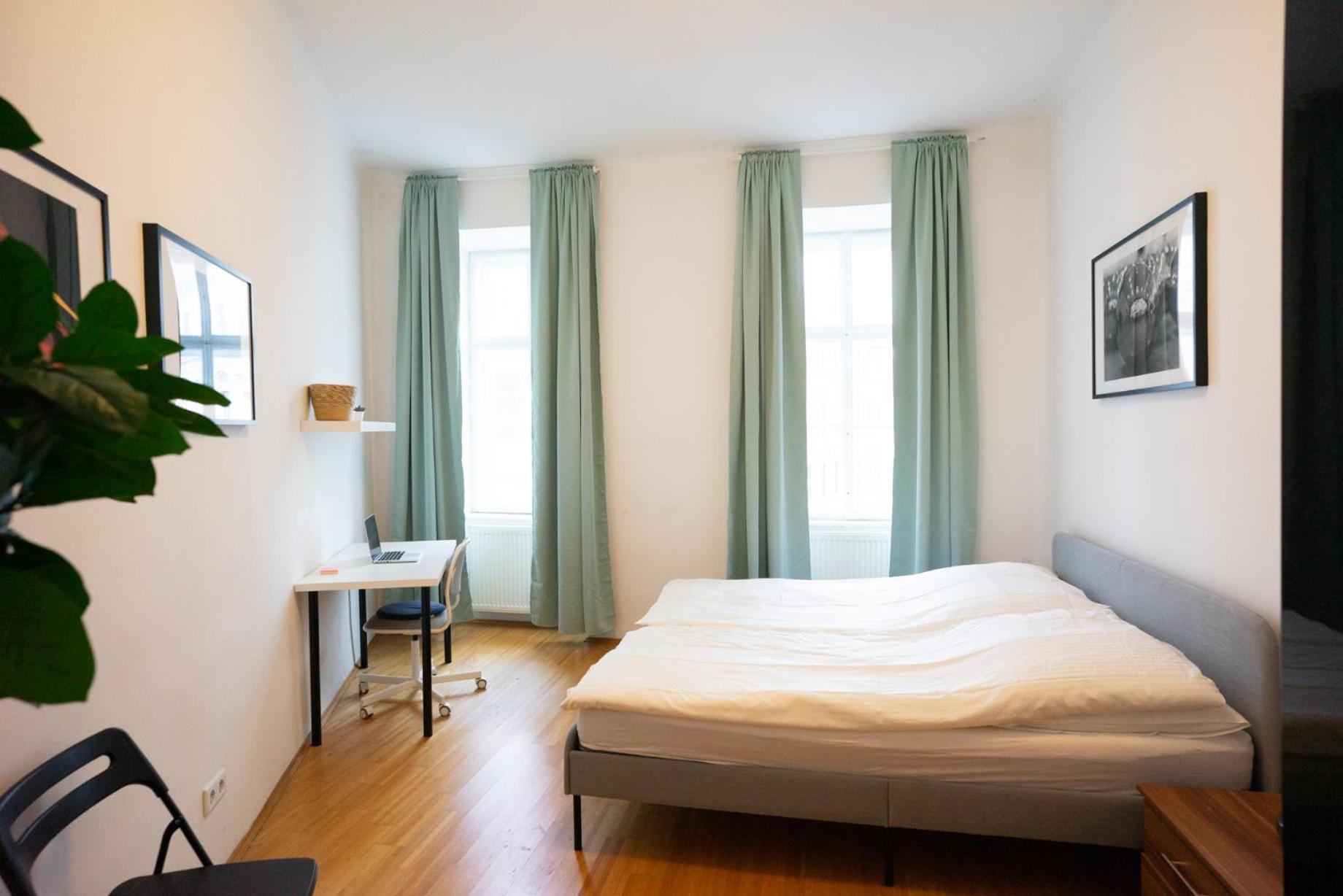 Modern 3 Bedroom Apartment in City Center