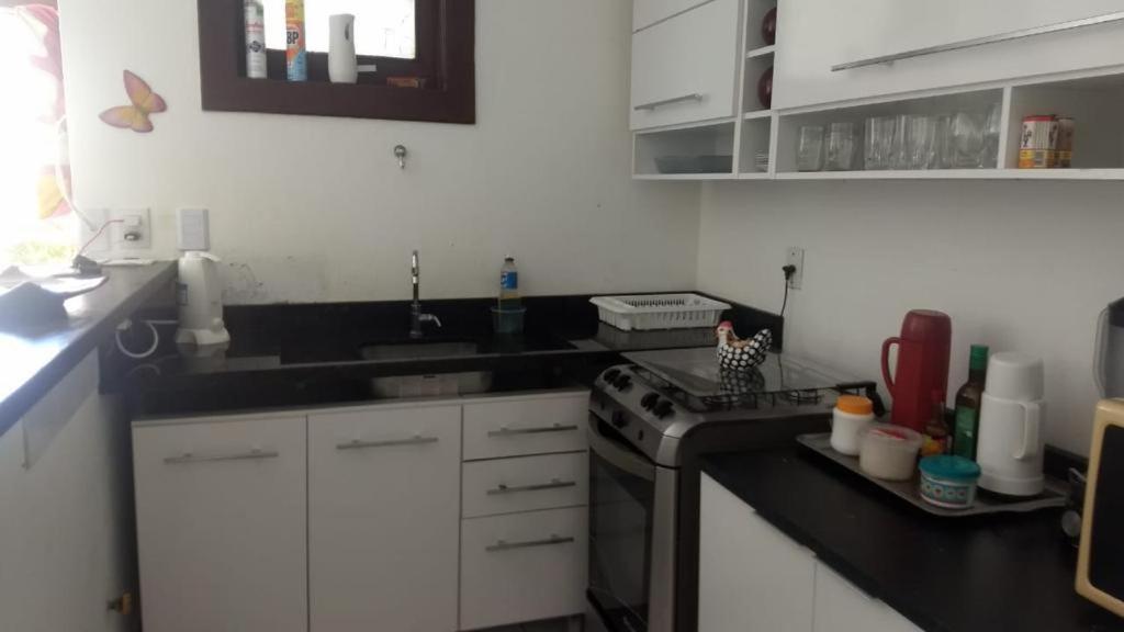 Guarajuba Flat 05 no Condomínio Vilarejo da Lagoa