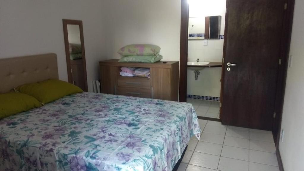 Guarajuba Flat 05 no Condomínio Vilarejo da Lagoa