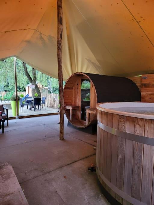 LA Poivriere in Durbuy nieuw appartement met gemeenschappelijke jacuzzi en sauna