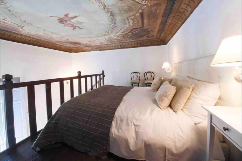 Lux Palace Prime