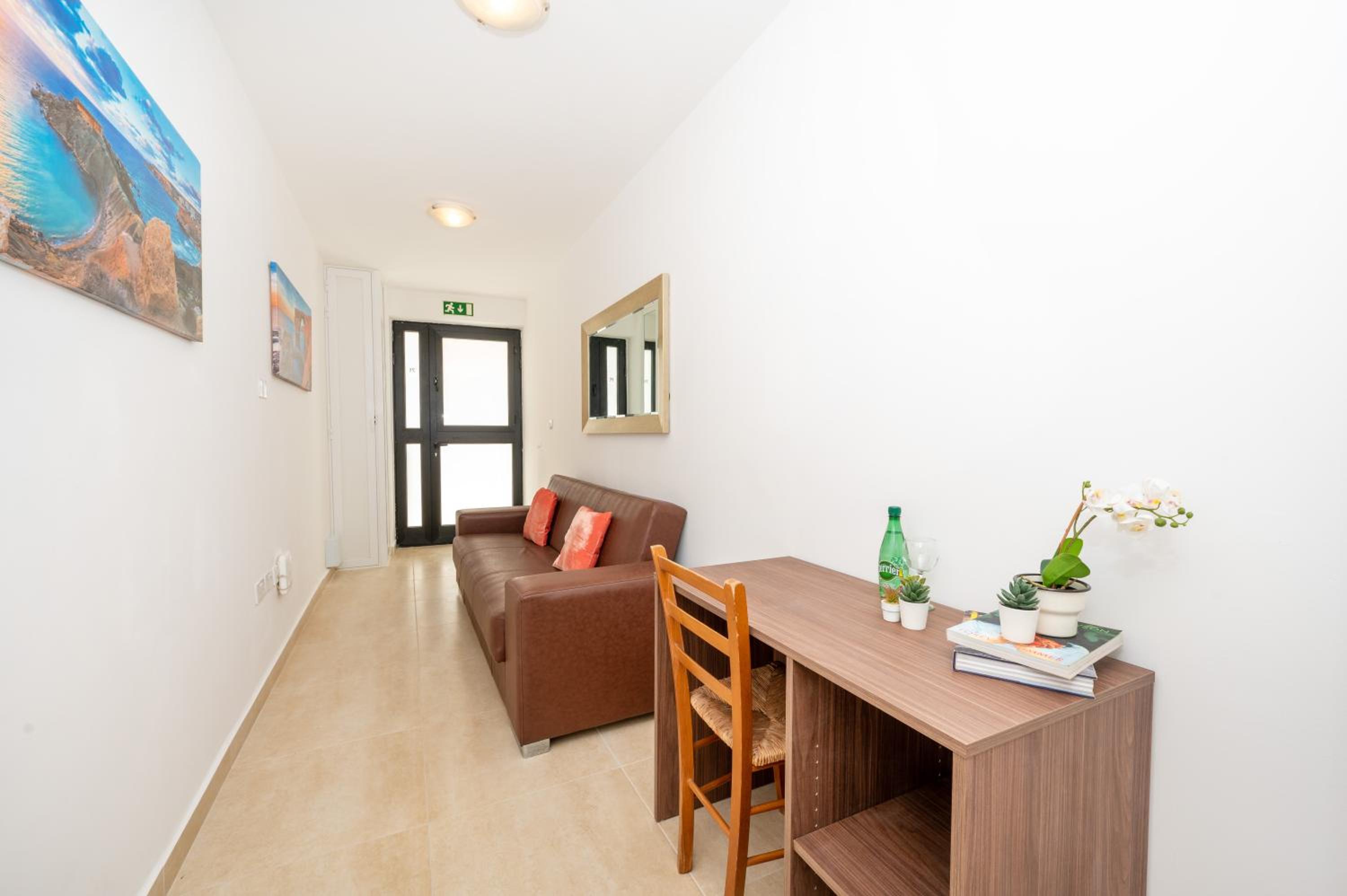 Sea Bliss Maisonette close to the sea - by Getawaysmalta photo 5