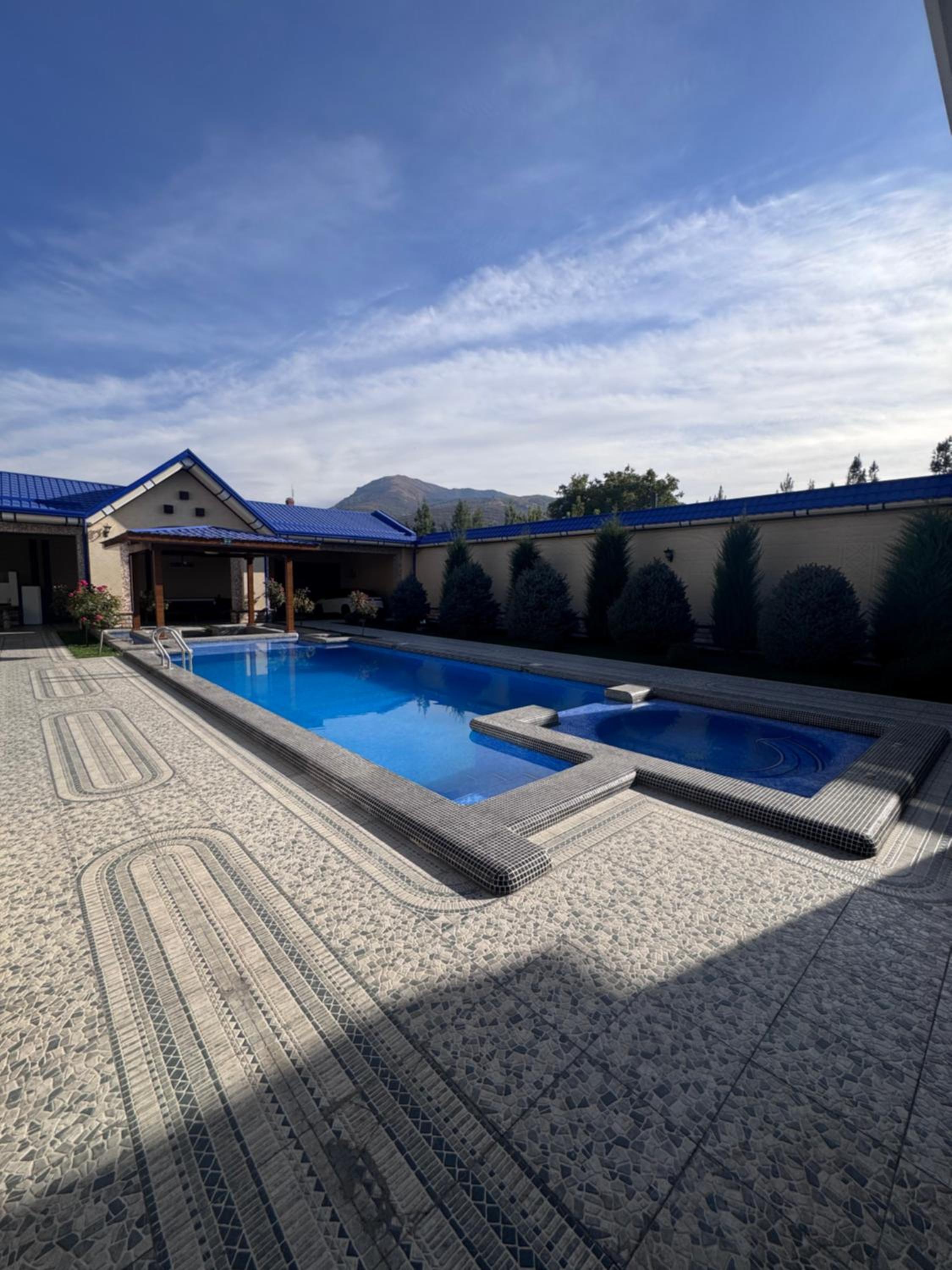 Dacha Asia