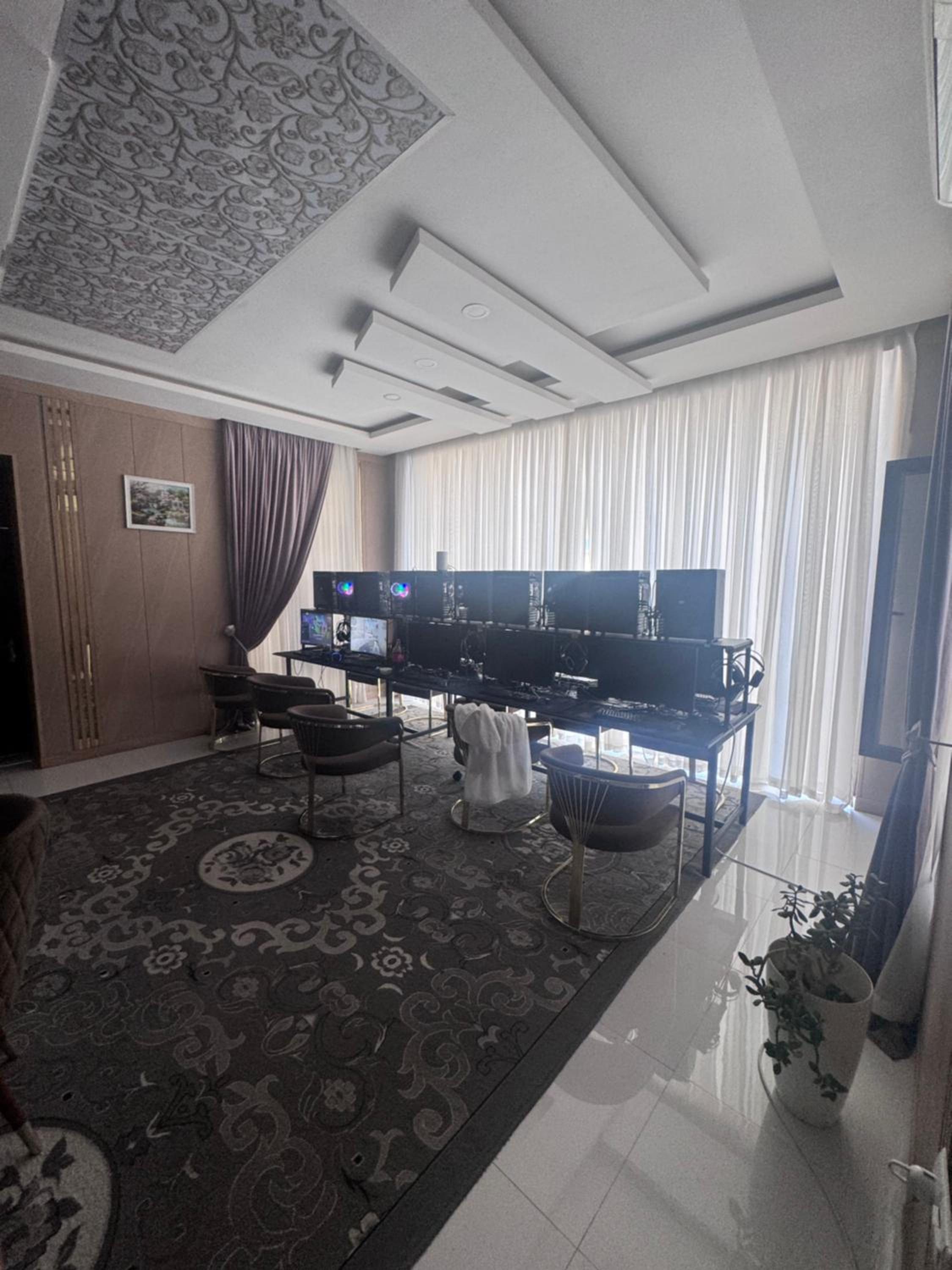 Dacha Asia