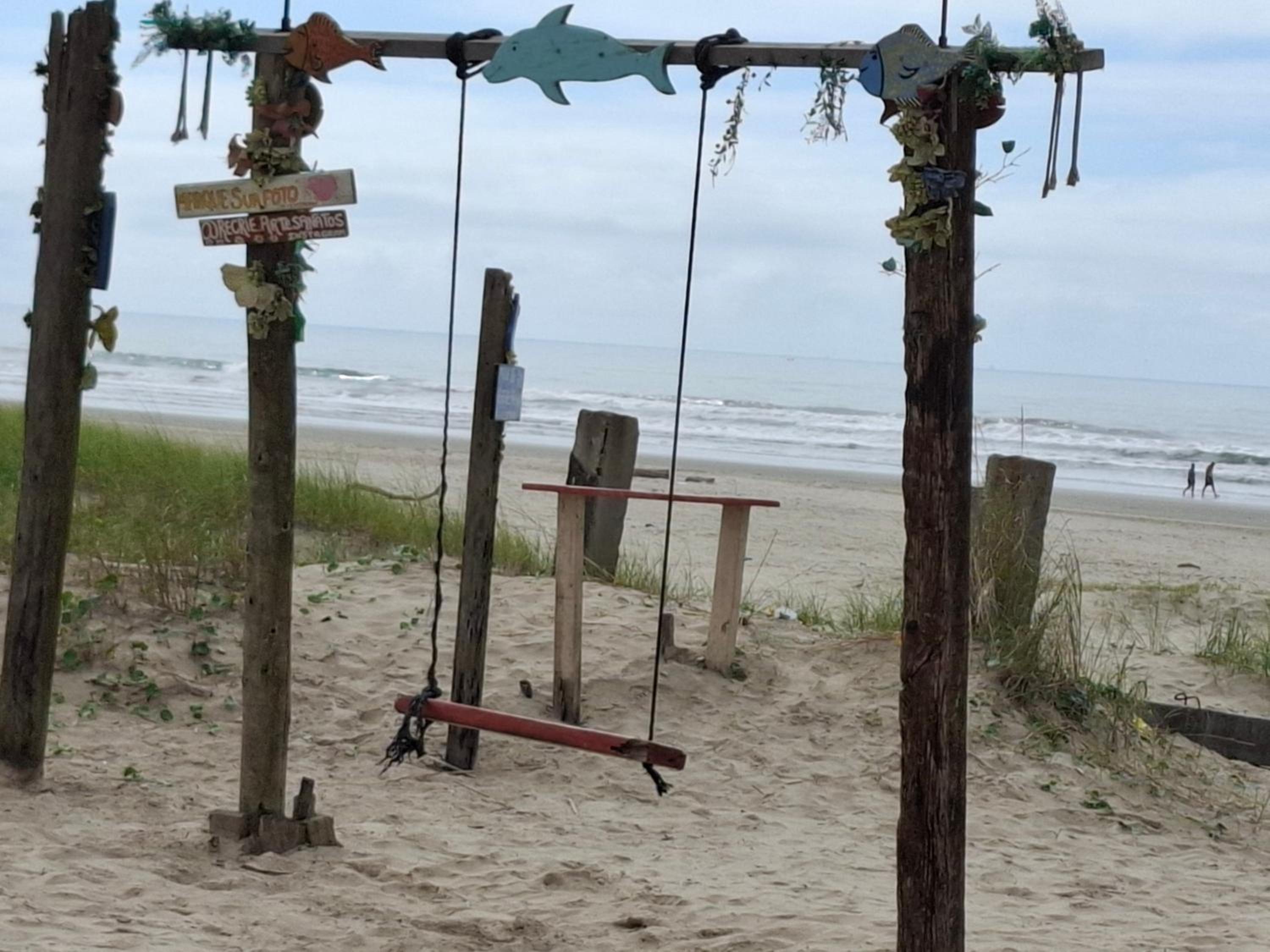 Casa a 300 metros da praia