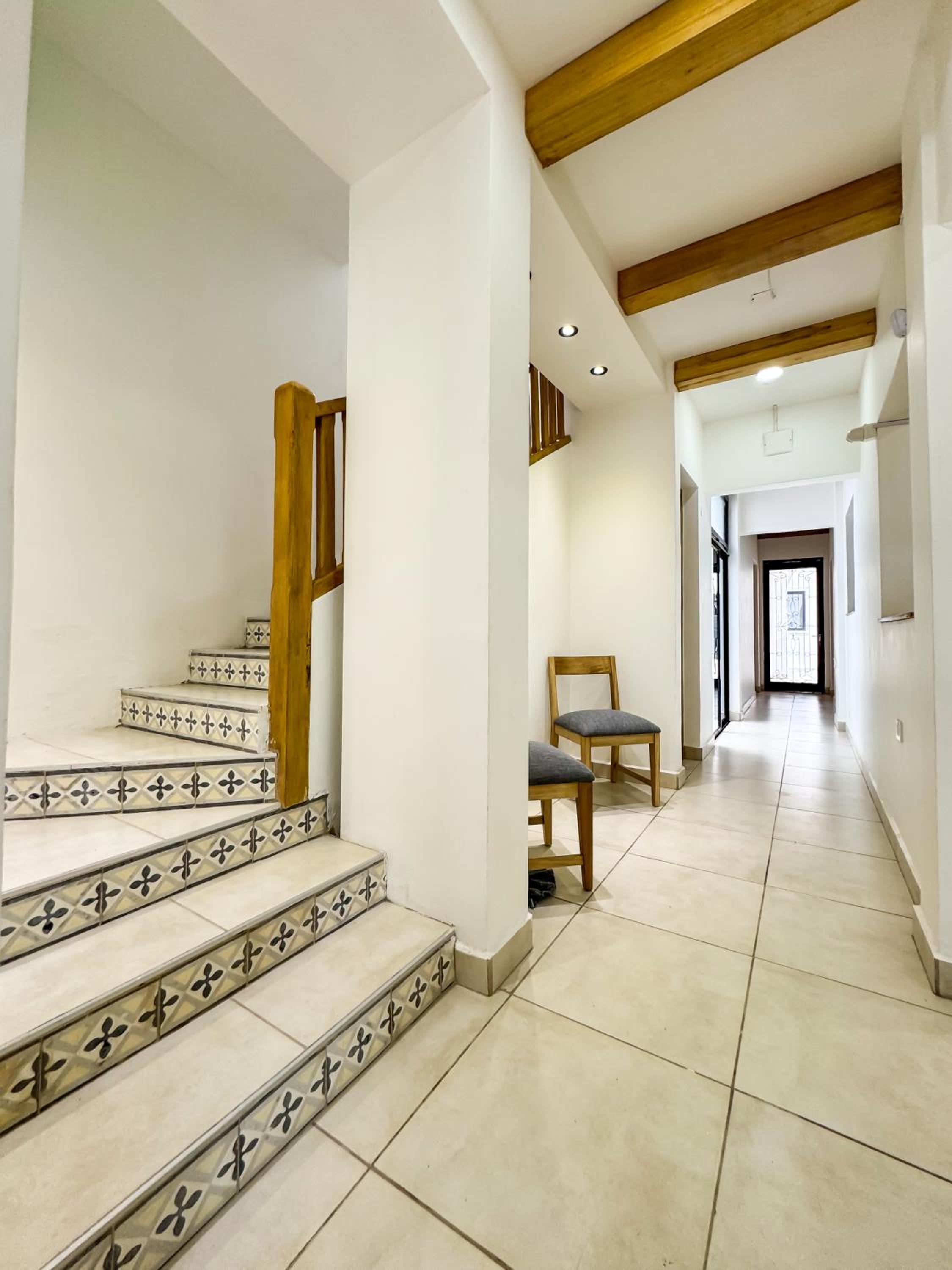 La Recova Hostal