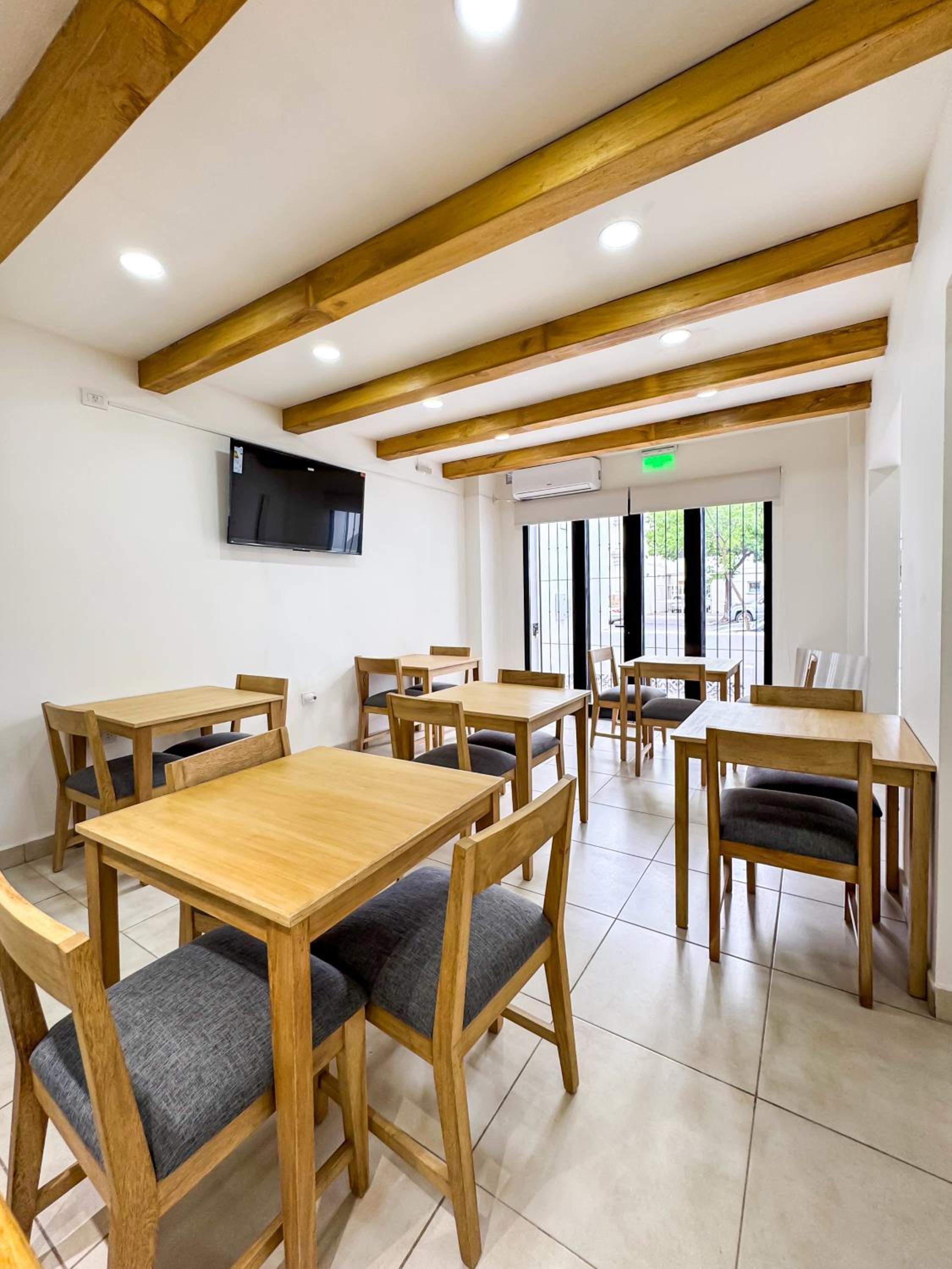 La Recova Hostal