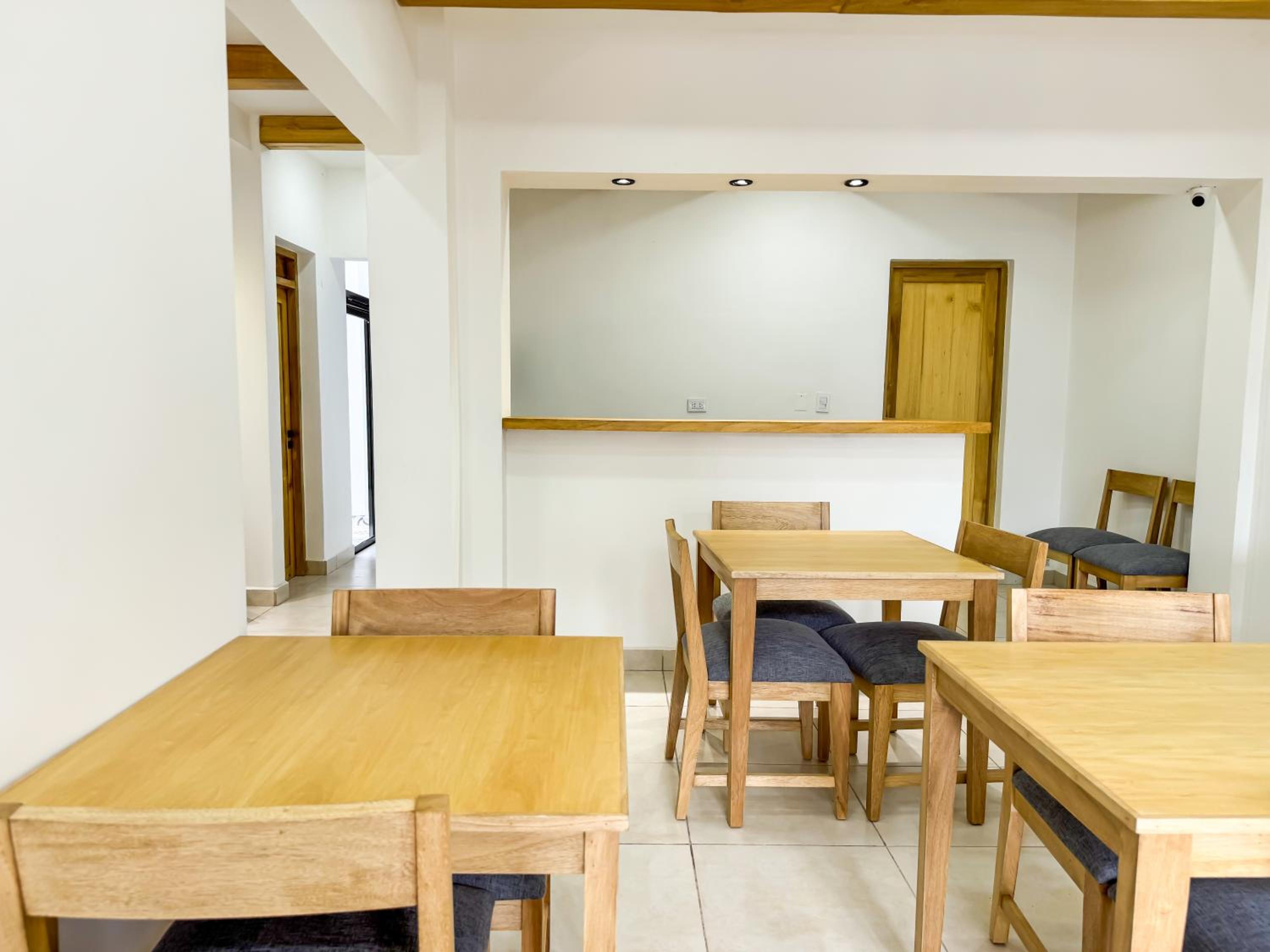 La Recova Hostal