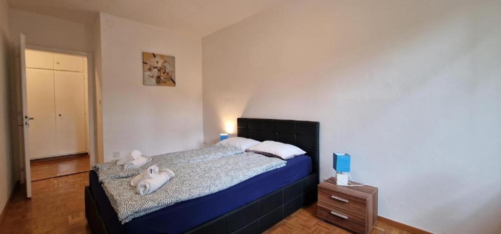 Lugano LakeView Apartment with Self Check-in & Private Parking on Request