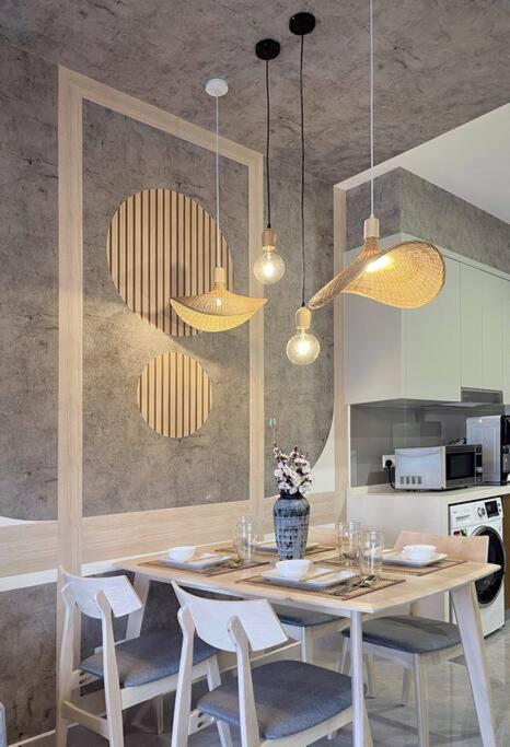 Vintage 2BR Agile Bukit Bintang Near TRX by RumaBnB