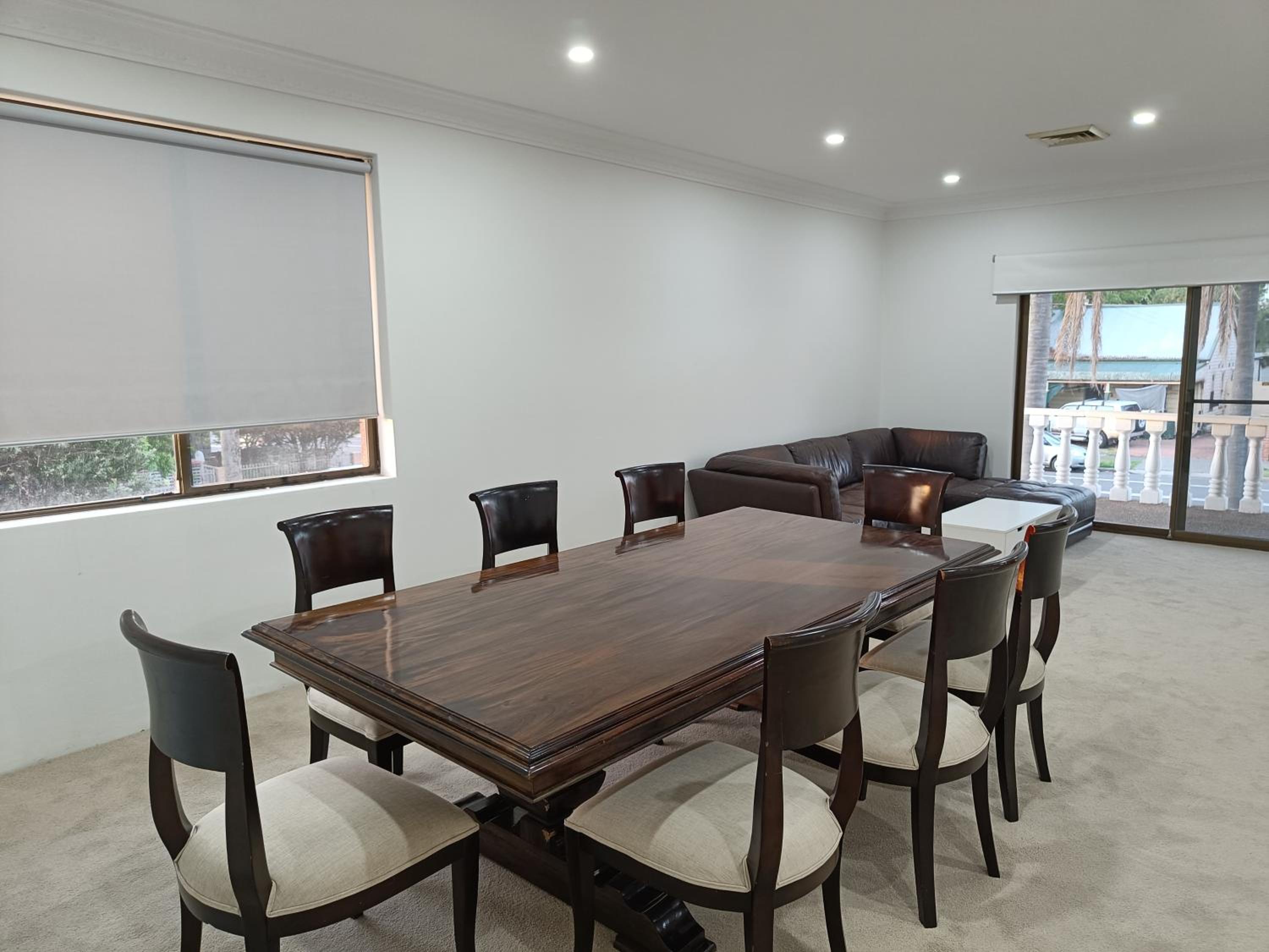 Cozy Queen Room in Spacious House with Great Location - M4