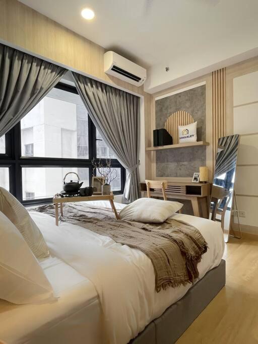 Vintage 2BR Agile Bukit Bintang Near TRX by RumaBnB