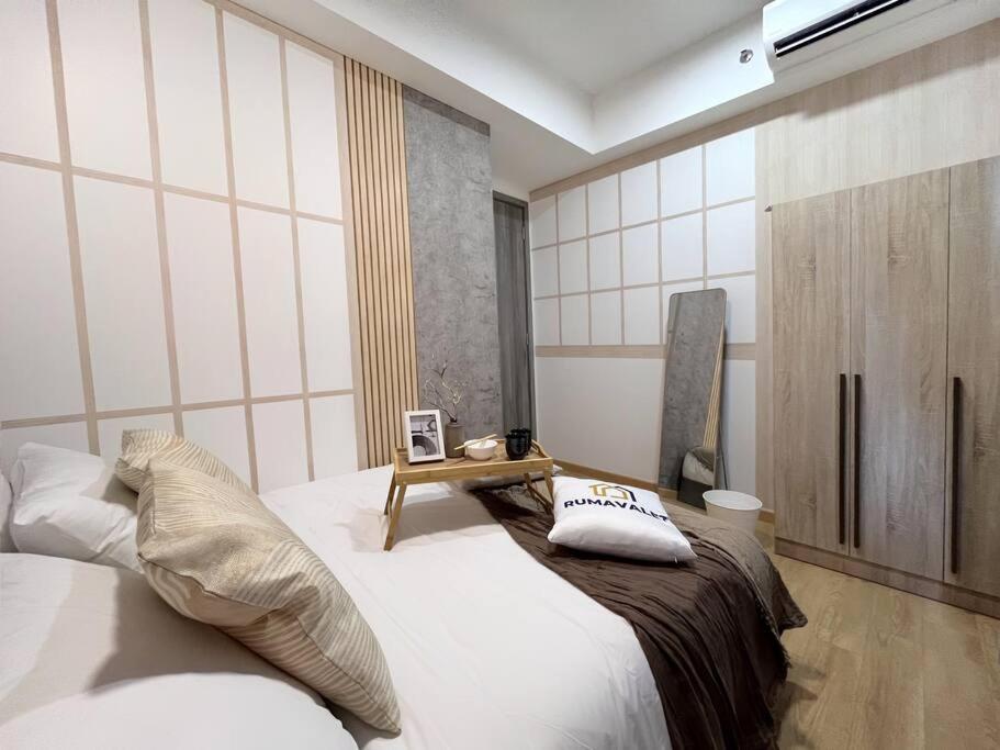 Vintage 2BR Agile Bukit Bintang Near TRX by RumaBnB