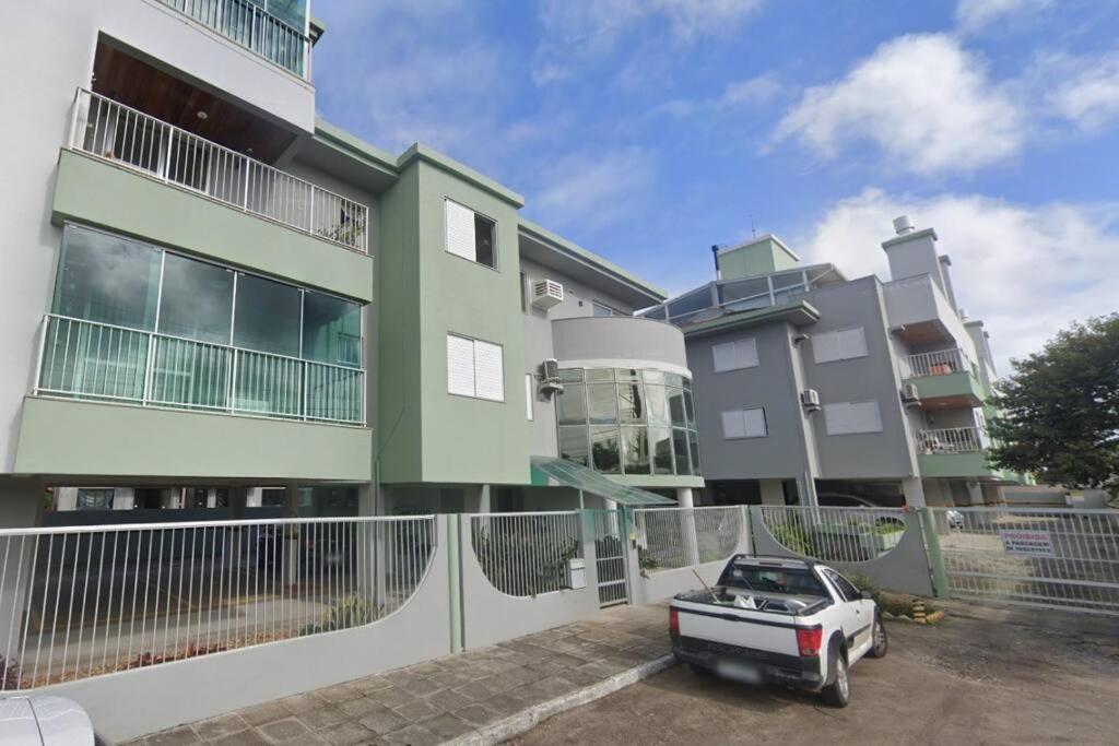 Apartamento na praia do Campeche