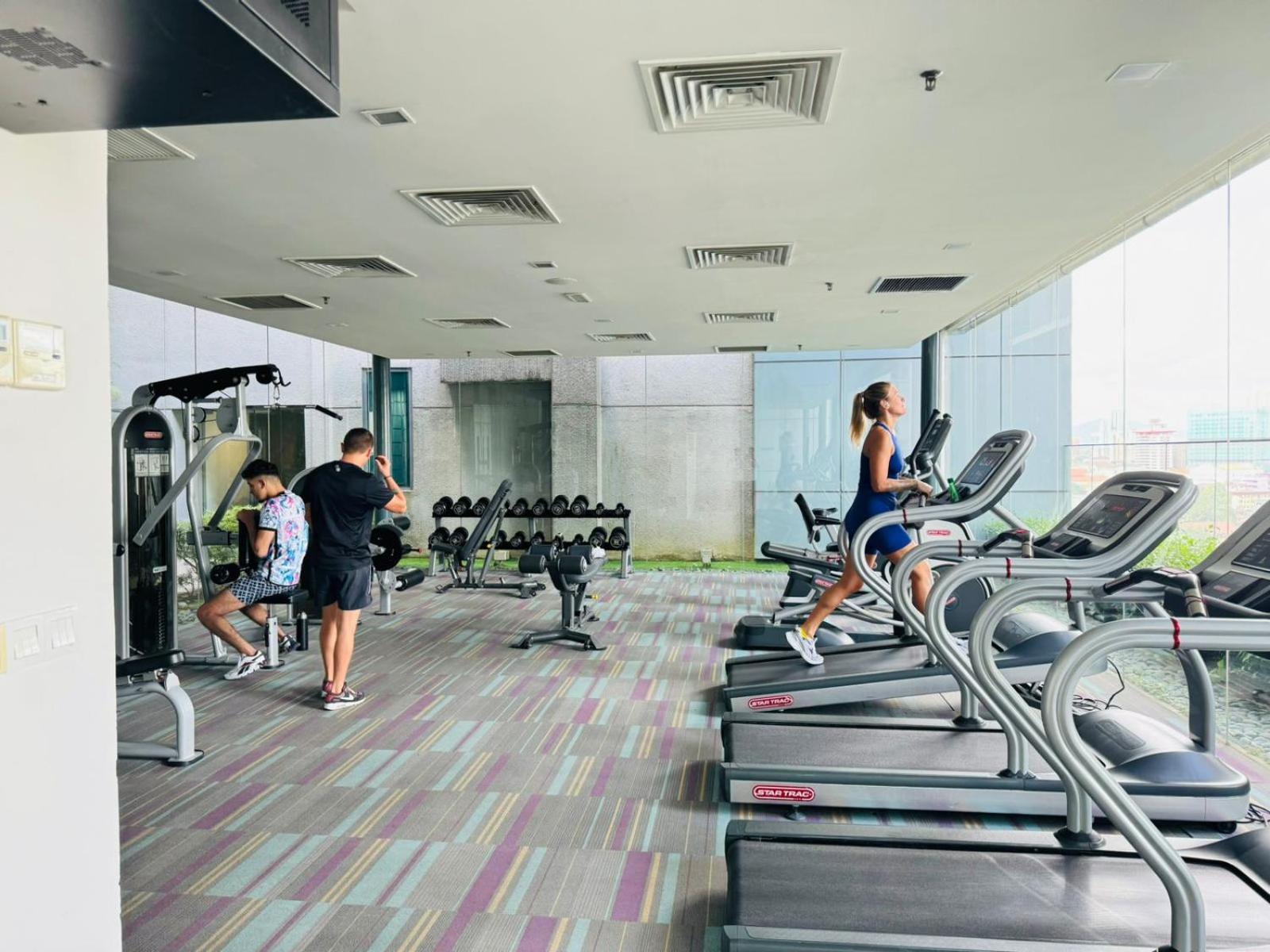 Summer Suites Studio With Balcony Nearby KL City Centre
