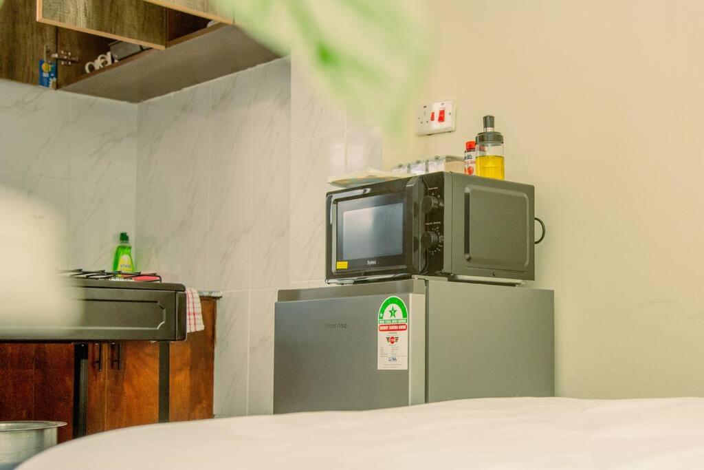 Twilight modern studio with free WIFI and Netflix