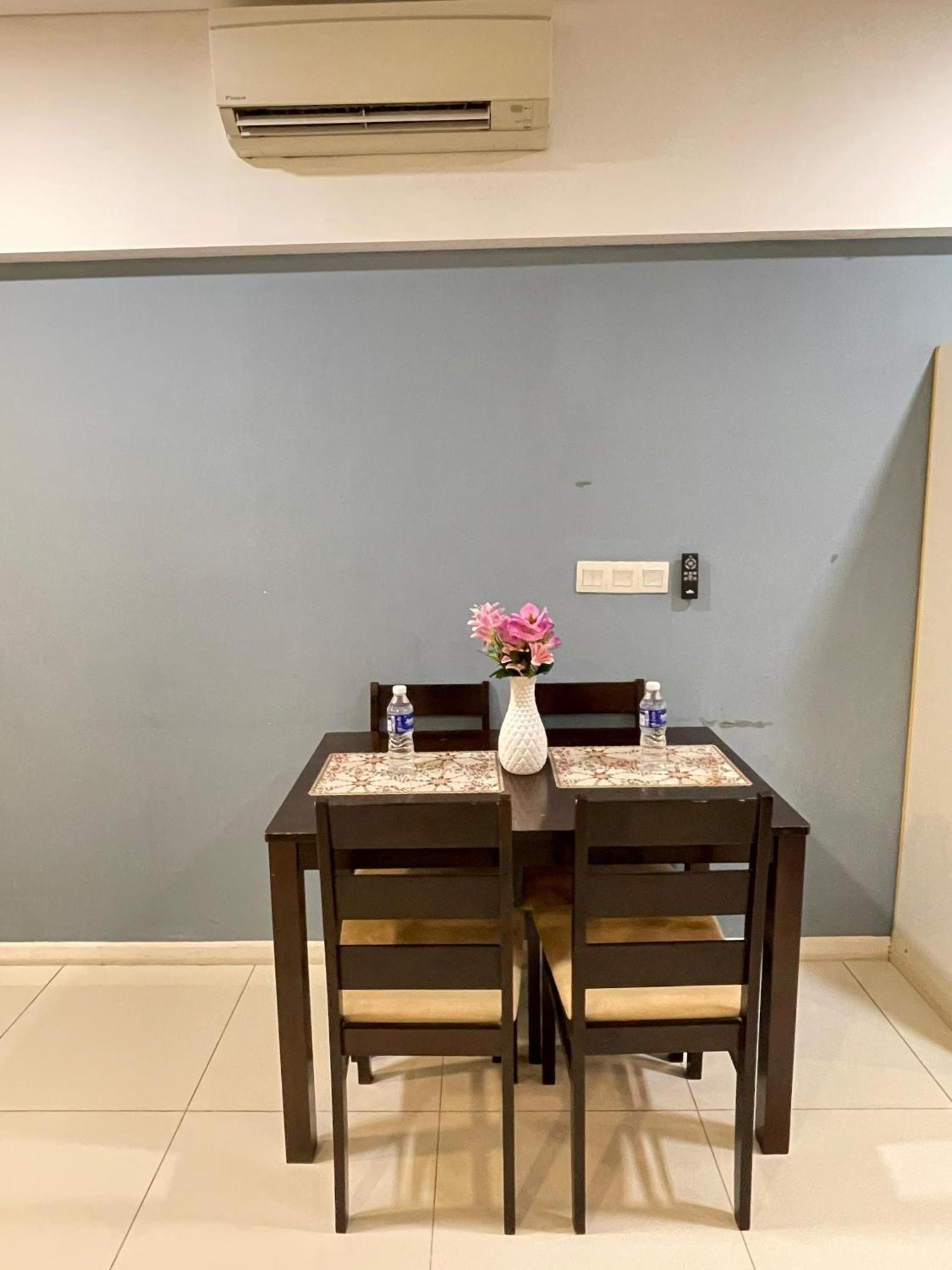 Summer Suites Studio With Balcony Nearby KL City Centre