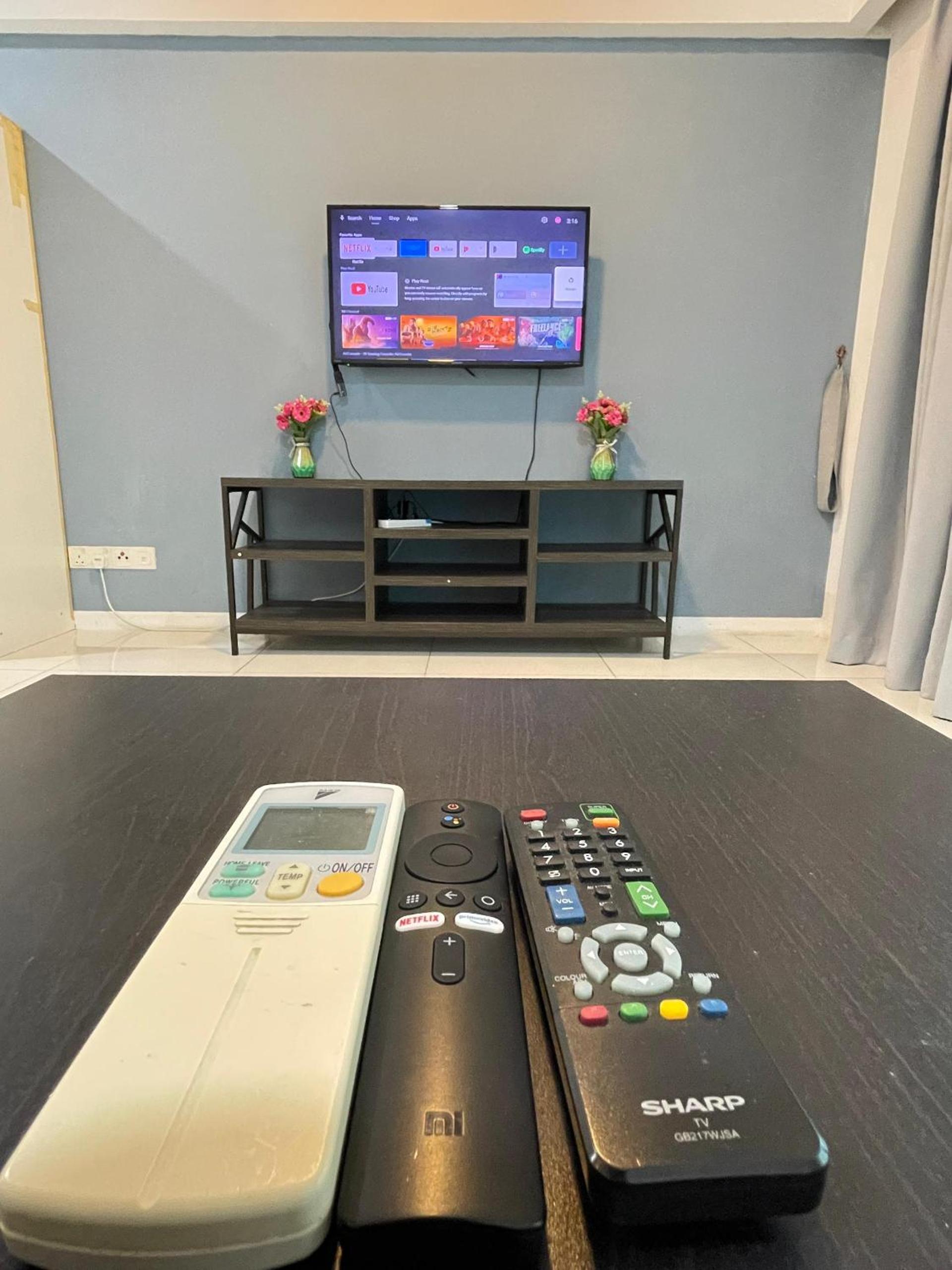 Summer Suites Studio With Balcony Nearby KL City Centre