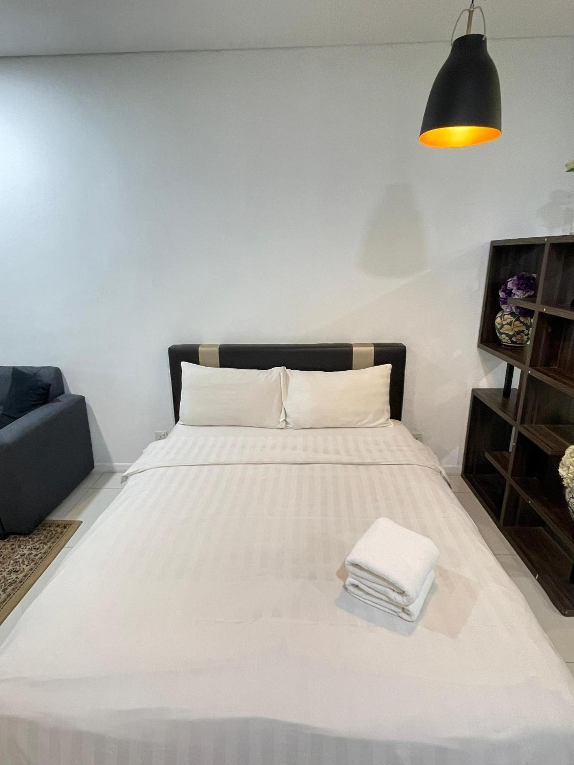 Summer Suites Studio With Balcony Nearby KL City Centre