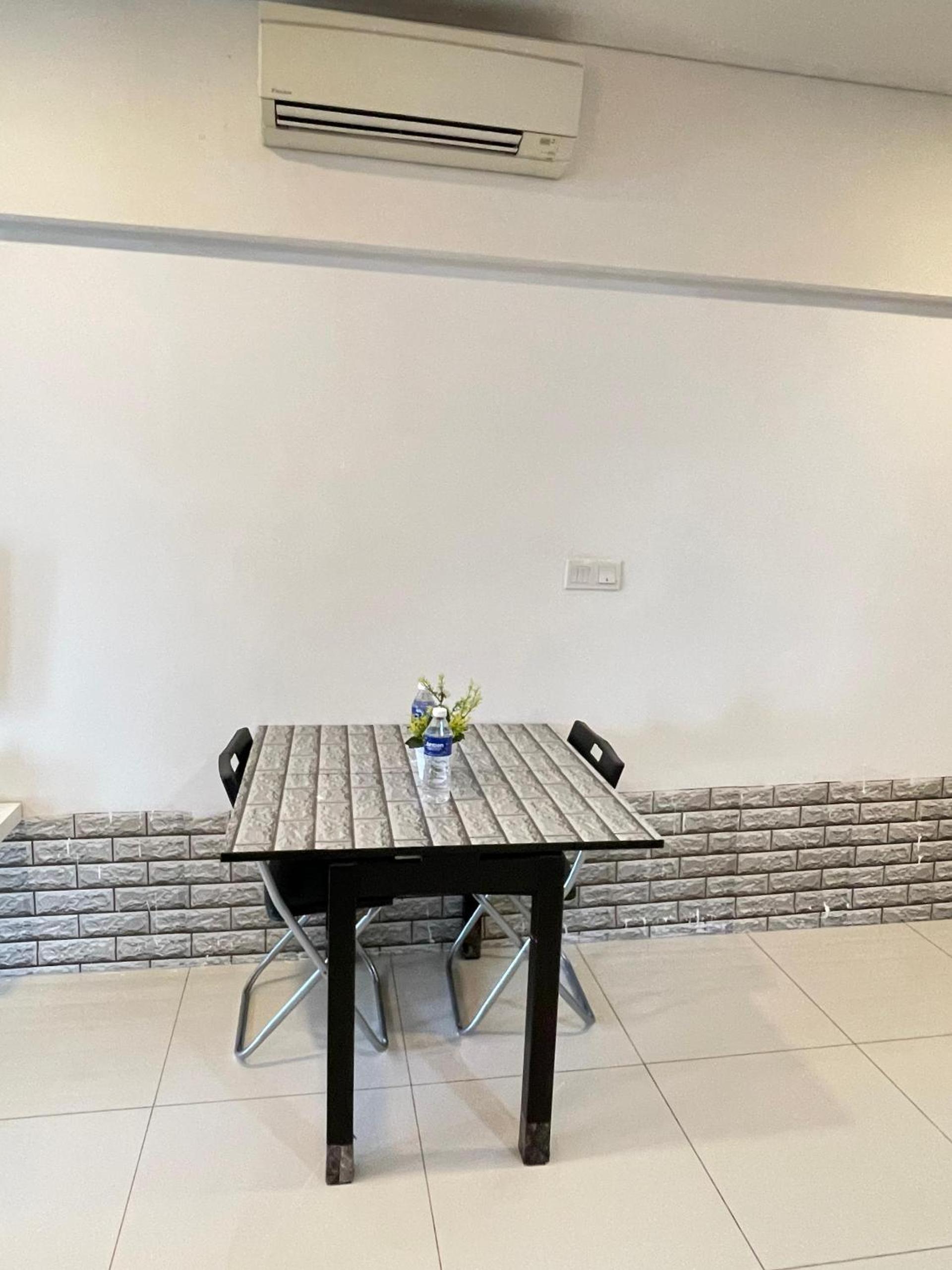 Summer Suites Studio With Balcony Nearby KL City Centre