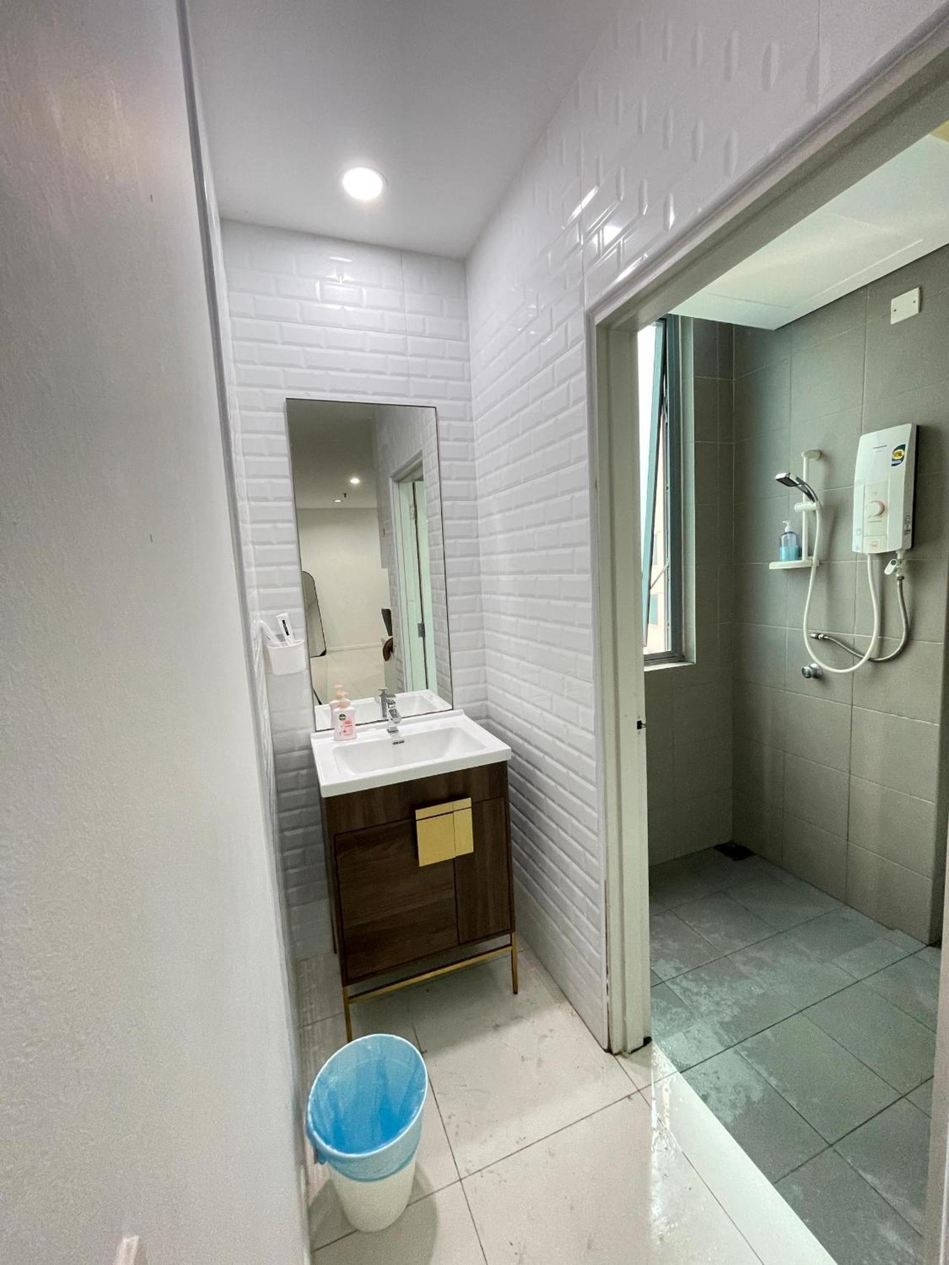 Summer Suites Studio With Balcony Nearby KL City Centre