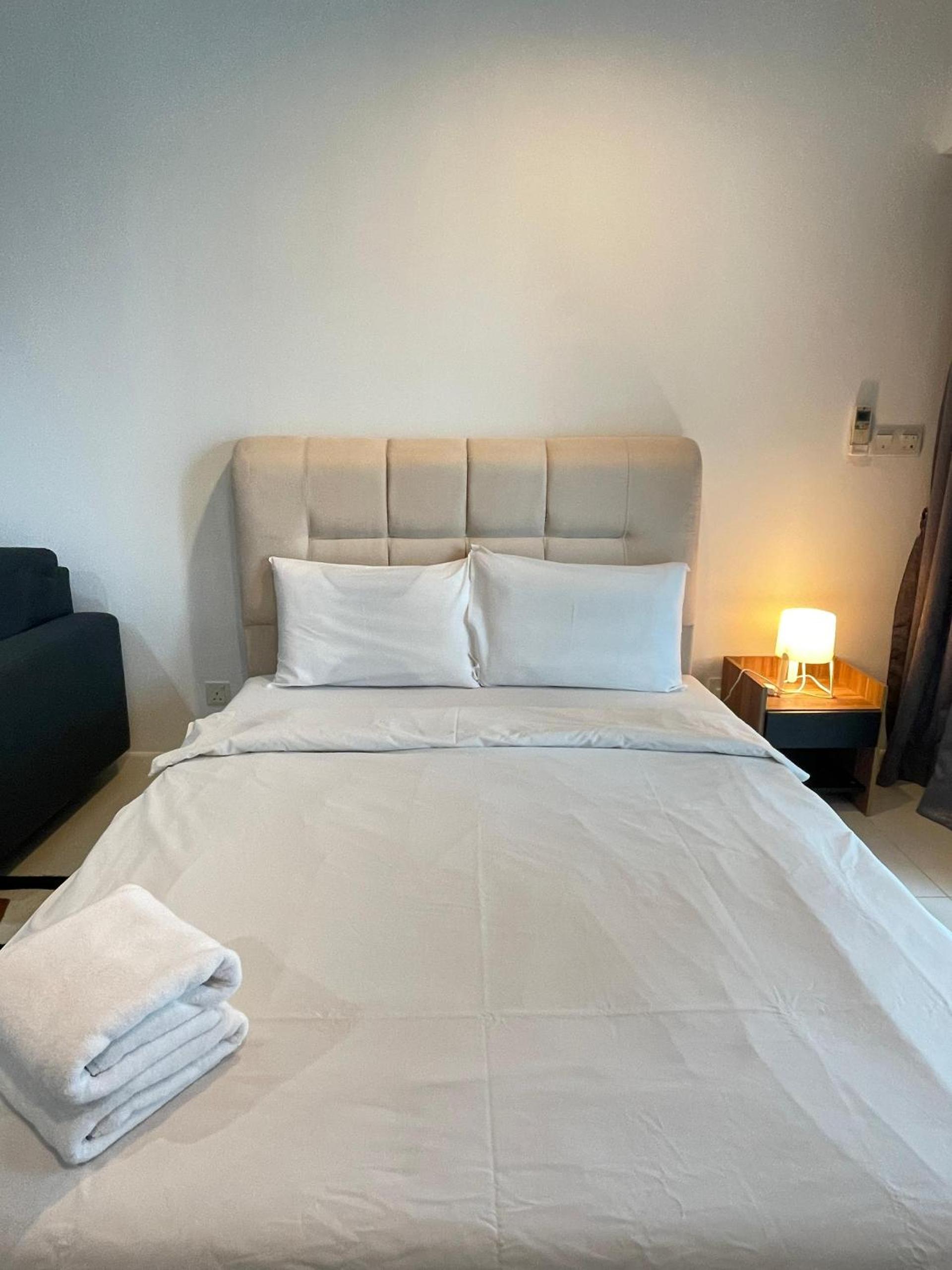 Summer Suites Studio With Balcony Nearby KL City Centre