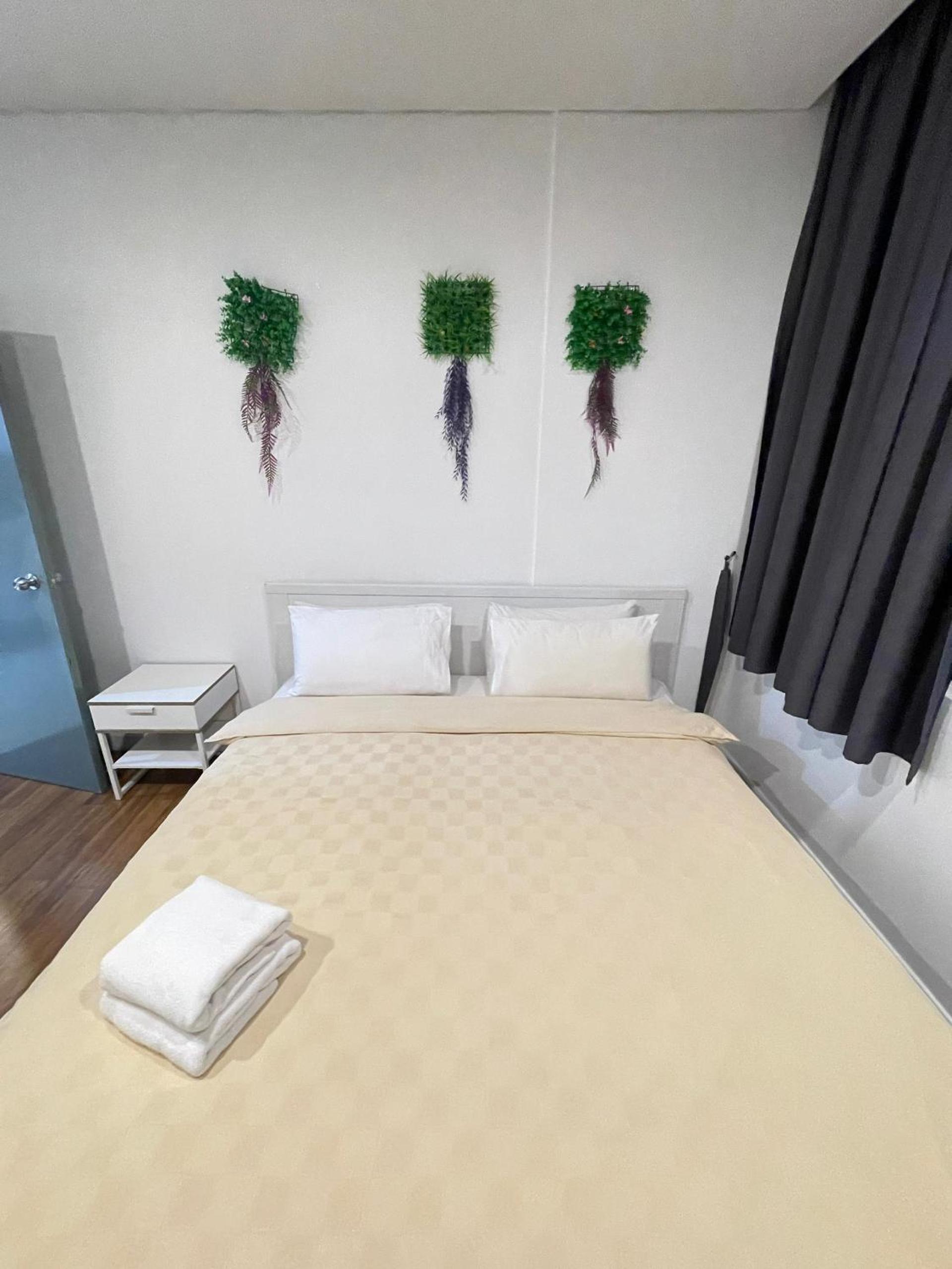 Summer Suites Studio With Balcony Nearby KL City Centre
