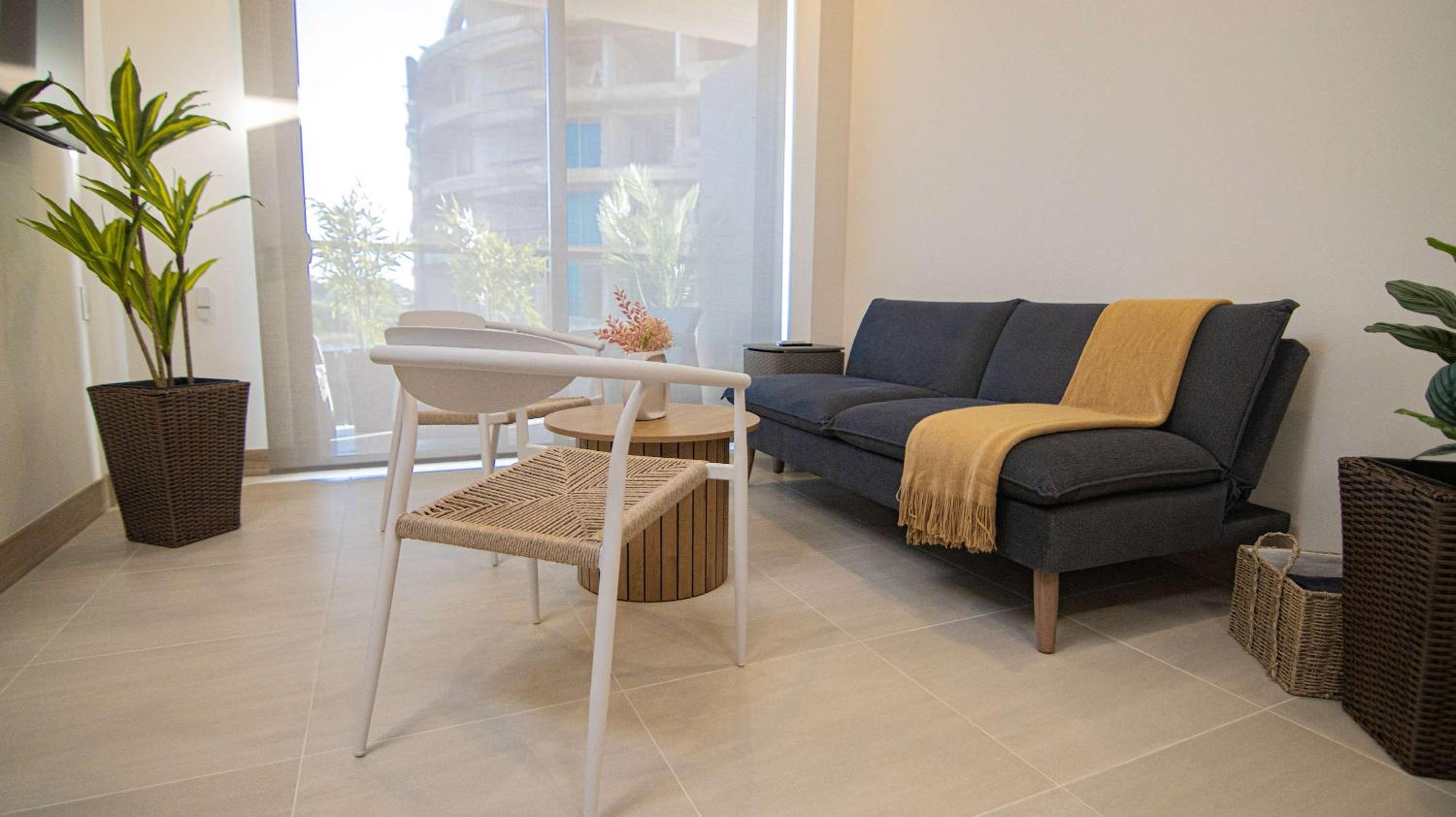 New Esclusive Apartment In Morros Eos