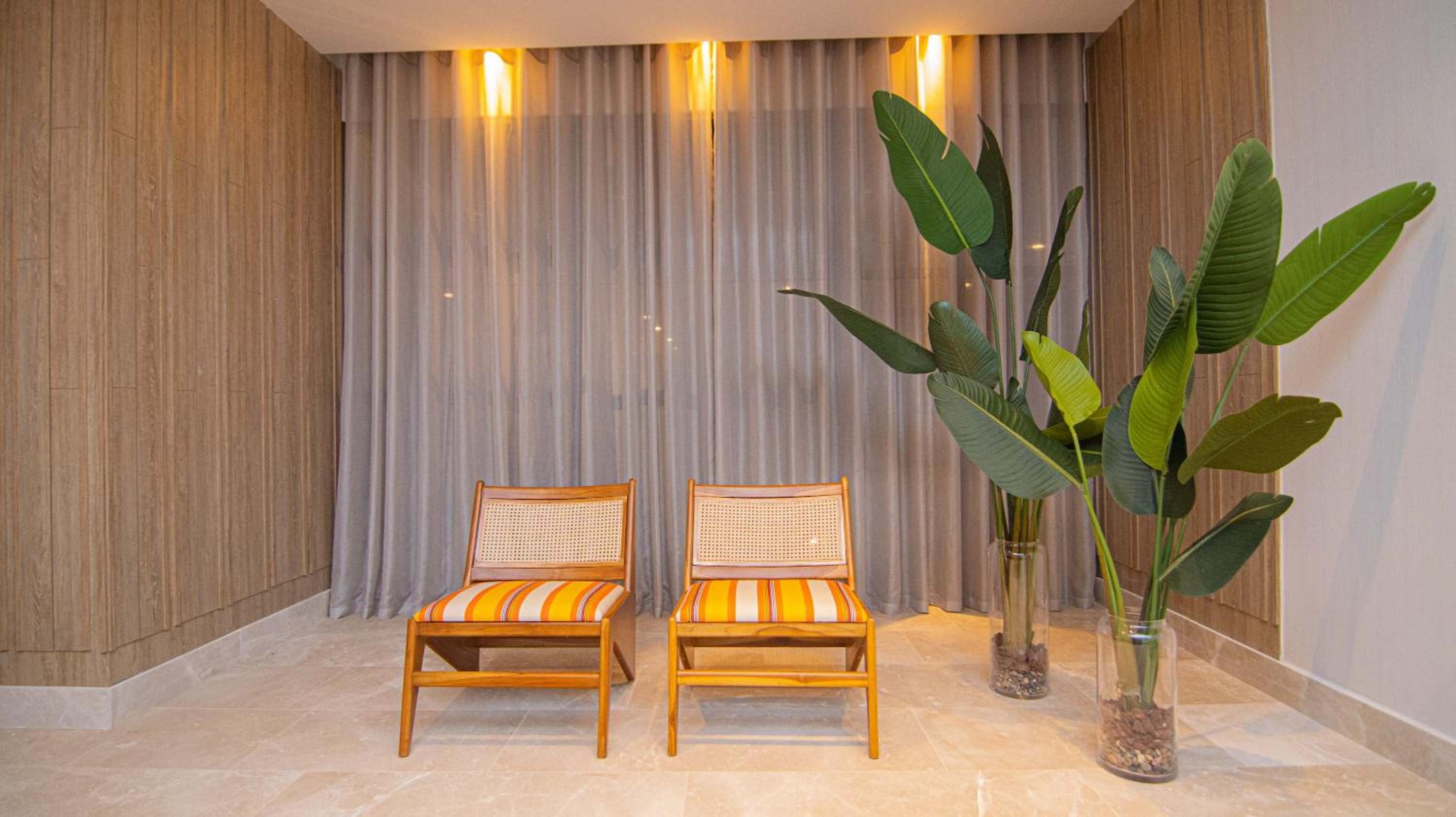New Esclusive Apartment In Morros Eos