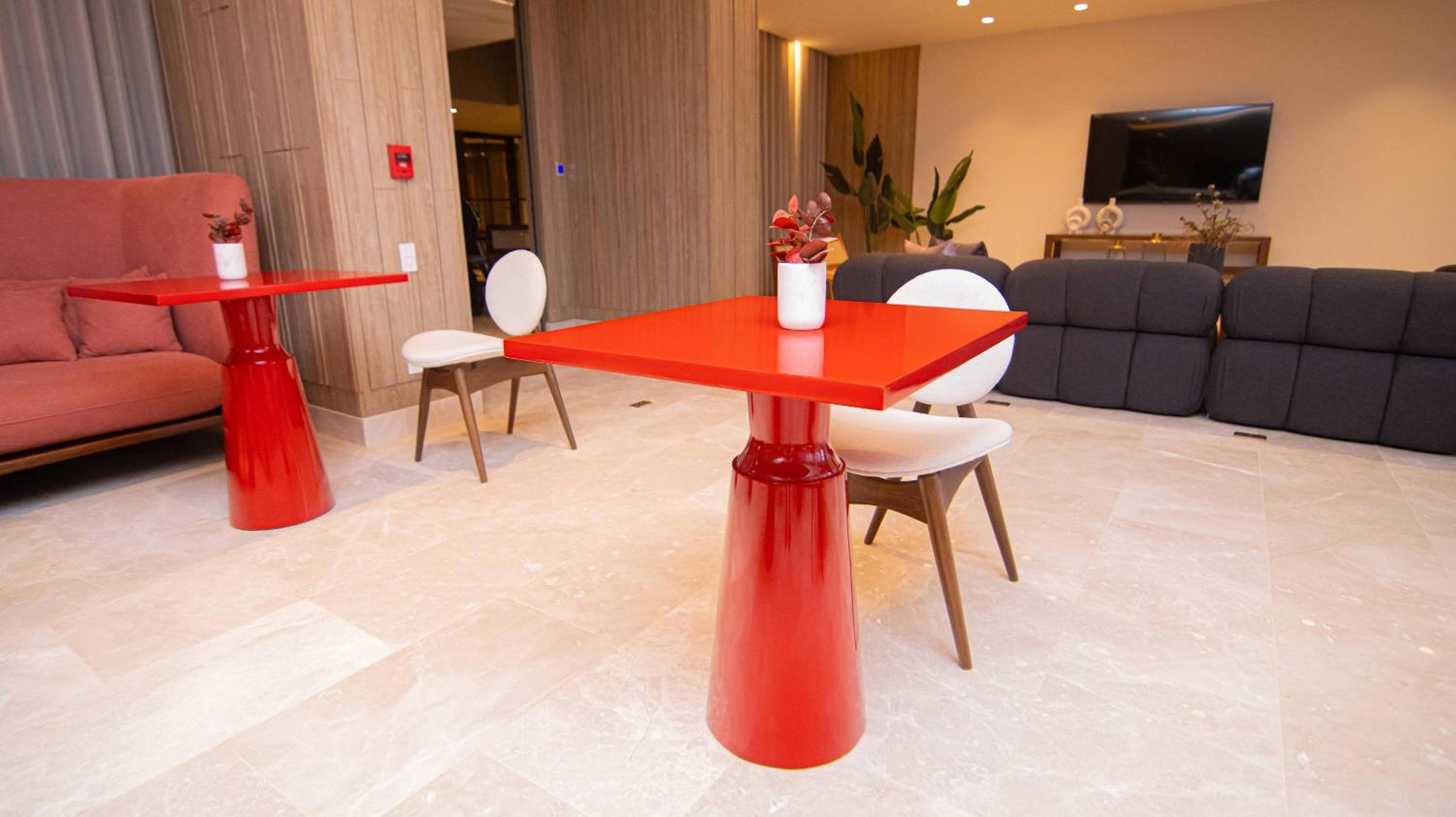 New Esclusive Apartment In Morros Eos