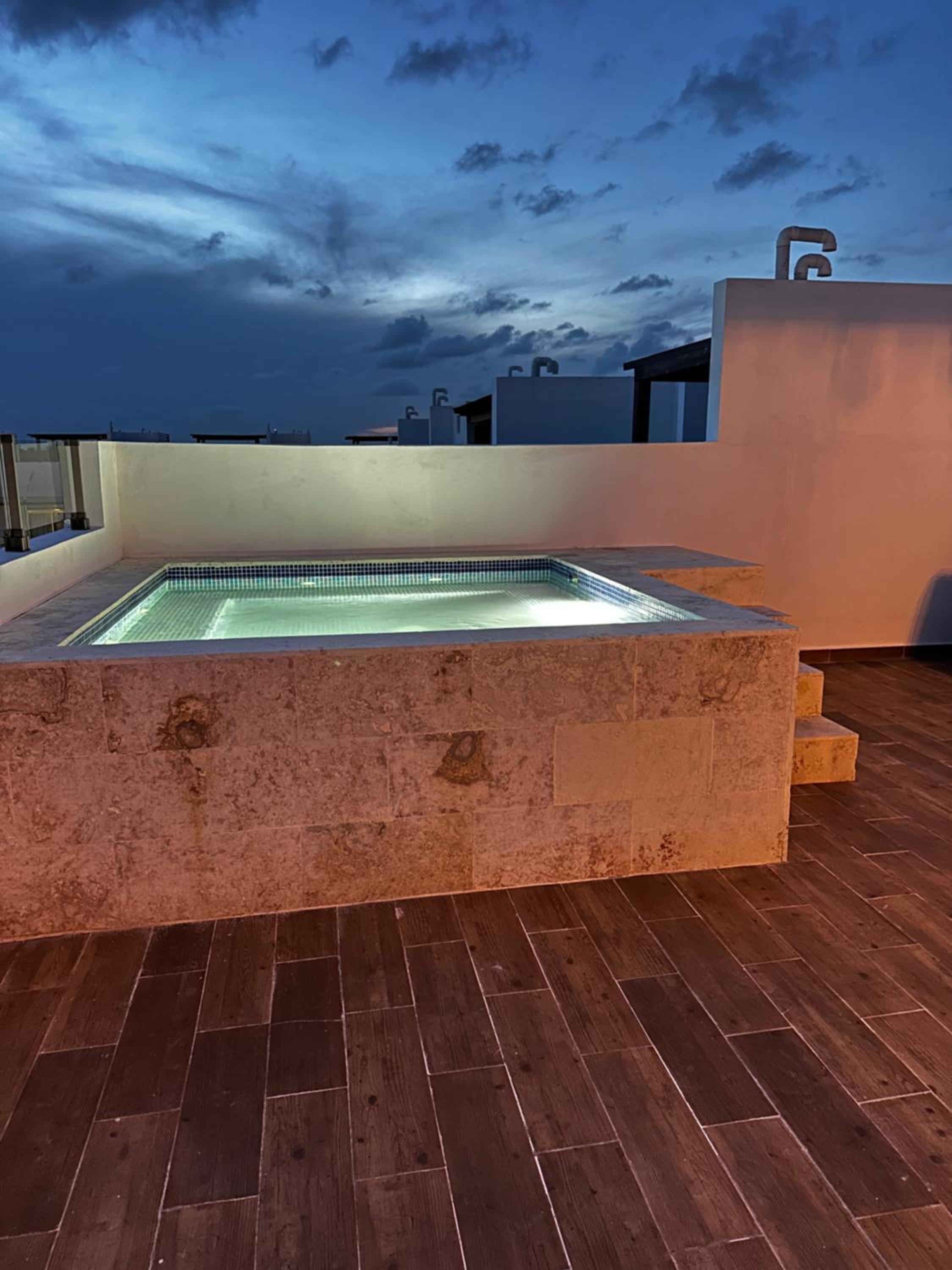 Hotel Palms 302 - Rooftop Privat Pool 2BR Appartement mit Beach Shuttle - Image 1