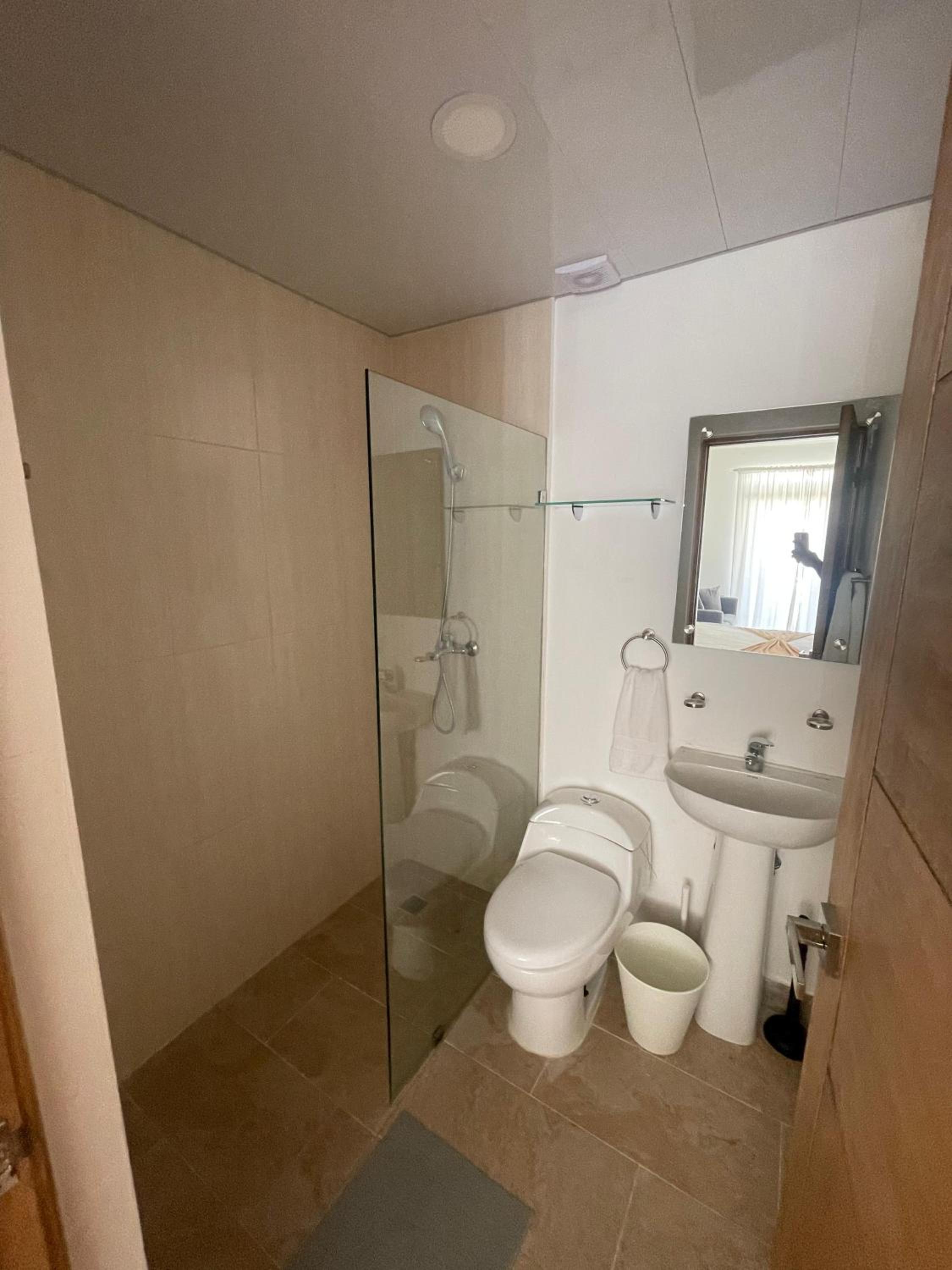 Palms 302 - Rooftop Privat Pool 2BR Appartement mit Beach Shuttle view 2