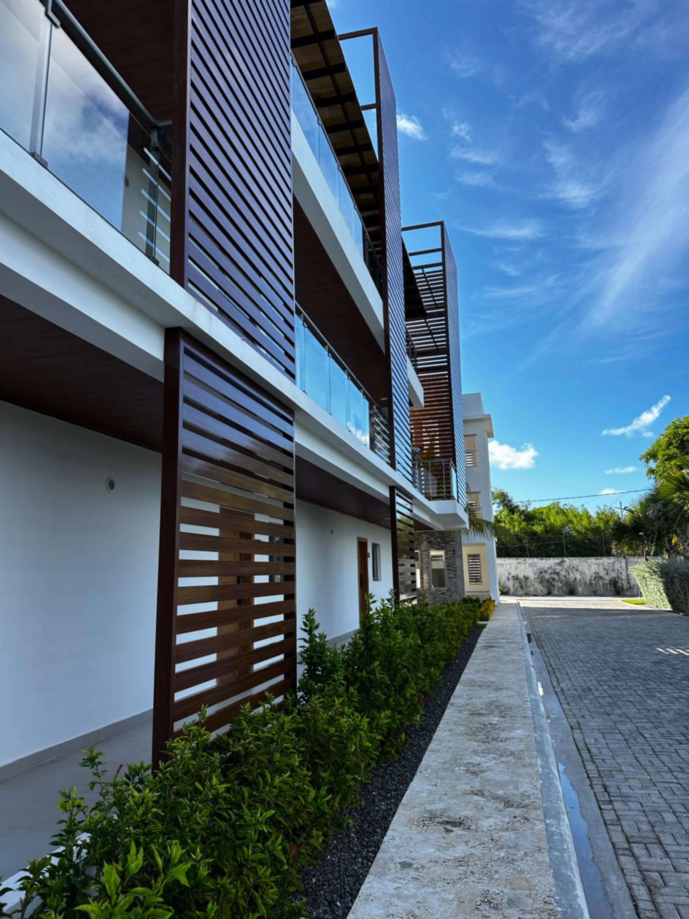 Palms 302 - Rooftop Privat Pool 2BR Appartement mit Beach Shuttle view 5